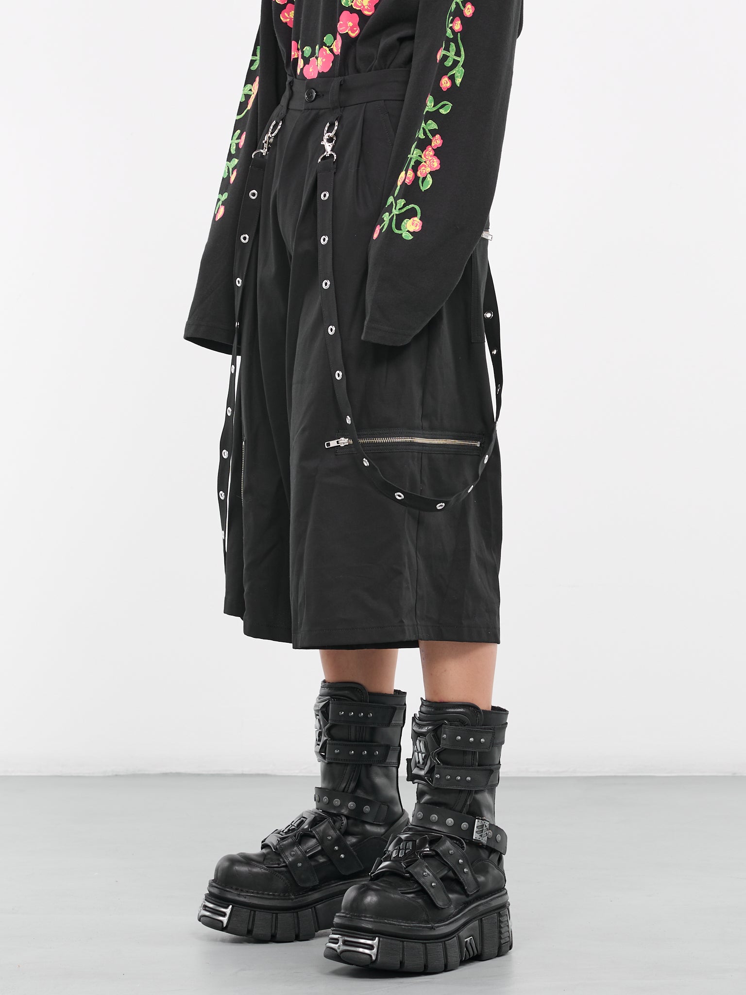 Zip Shorts (KL778-BLACK)