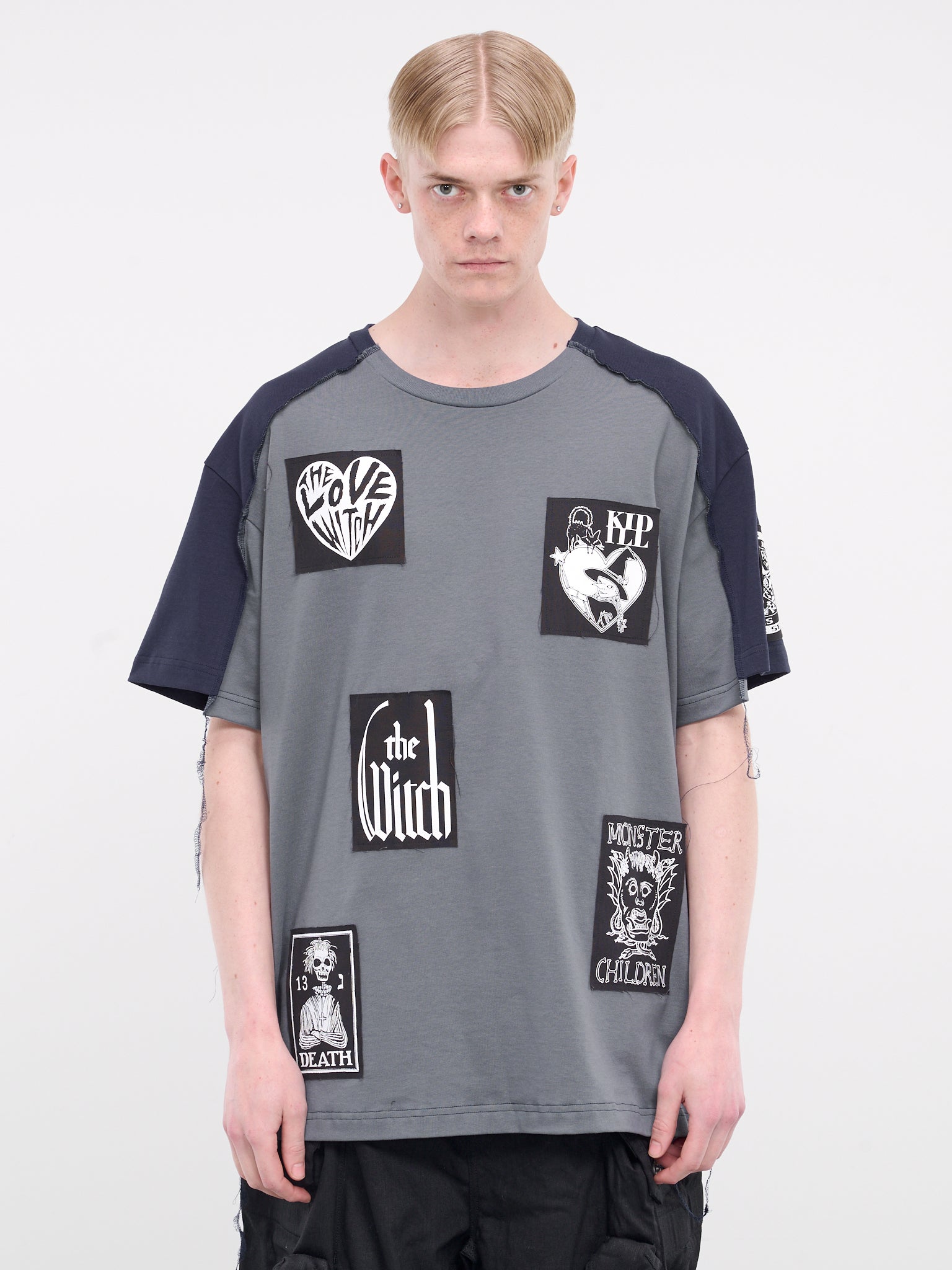 Distressed Graphic Patch Tee (KL820-NAVY-GREY)