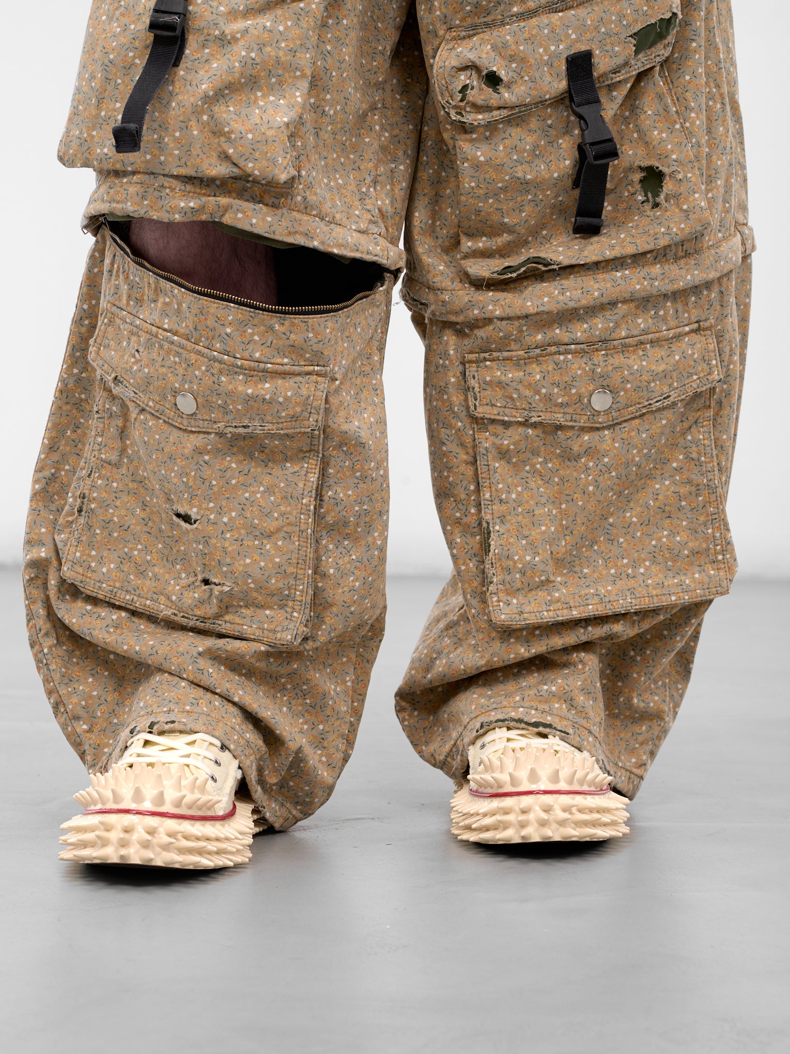 Khaki Flower Distressed Cargo Pants (KL975-KHAKI-FLOWER)