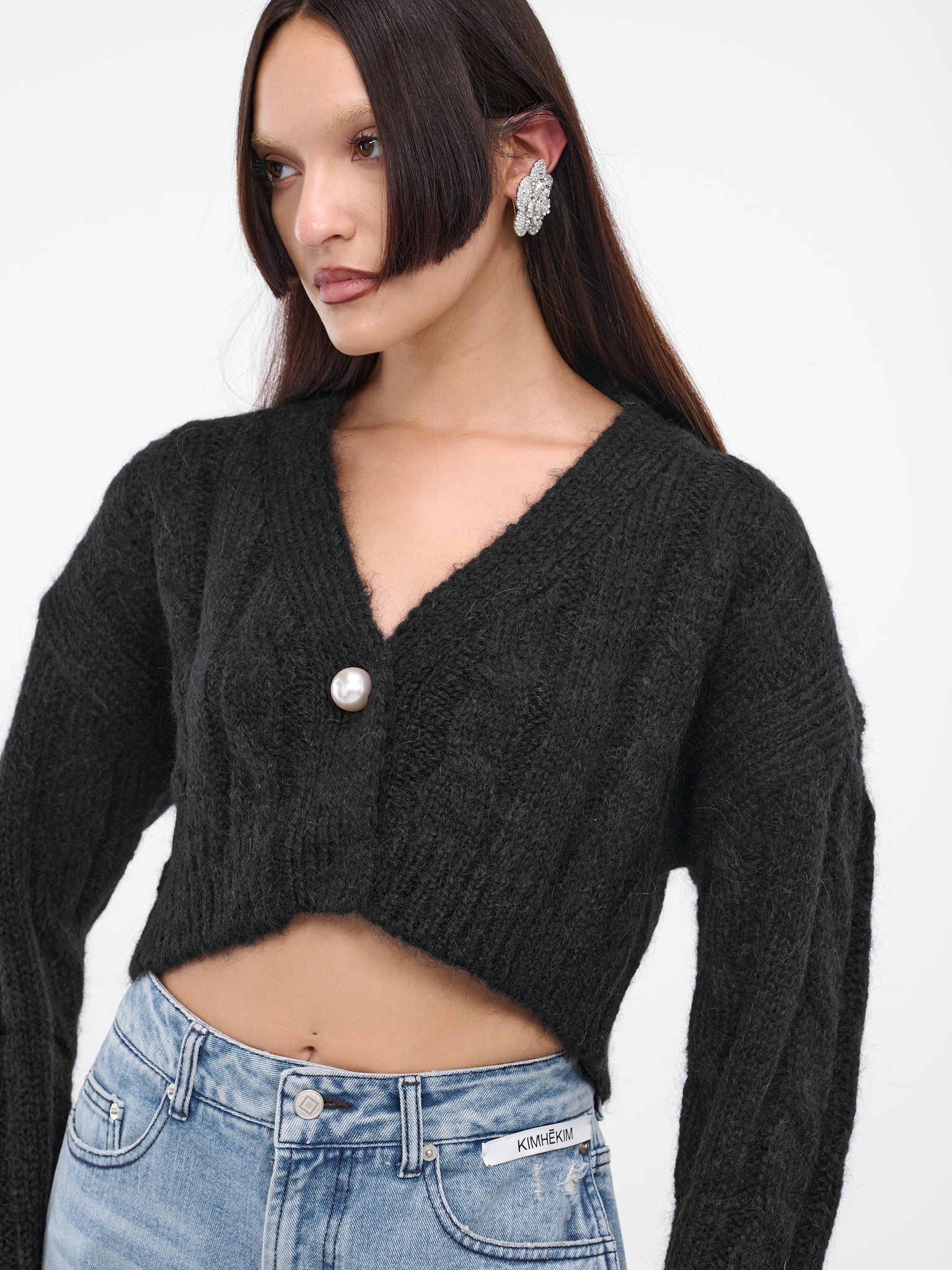Pearl Crop Cardigan (KN012-BK-BLACK)