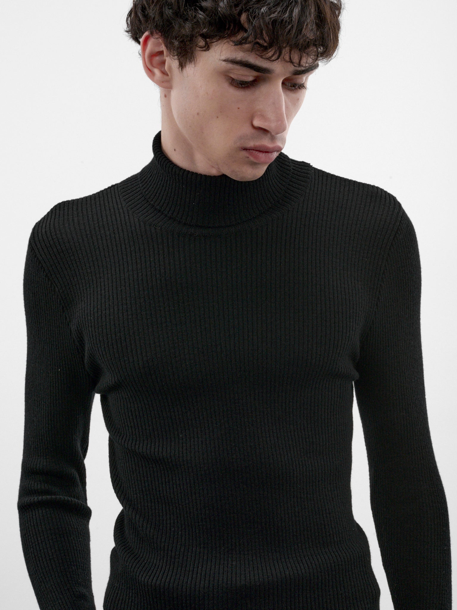 Black Ribbed Wool Turtleneck (KN65-BLACK)