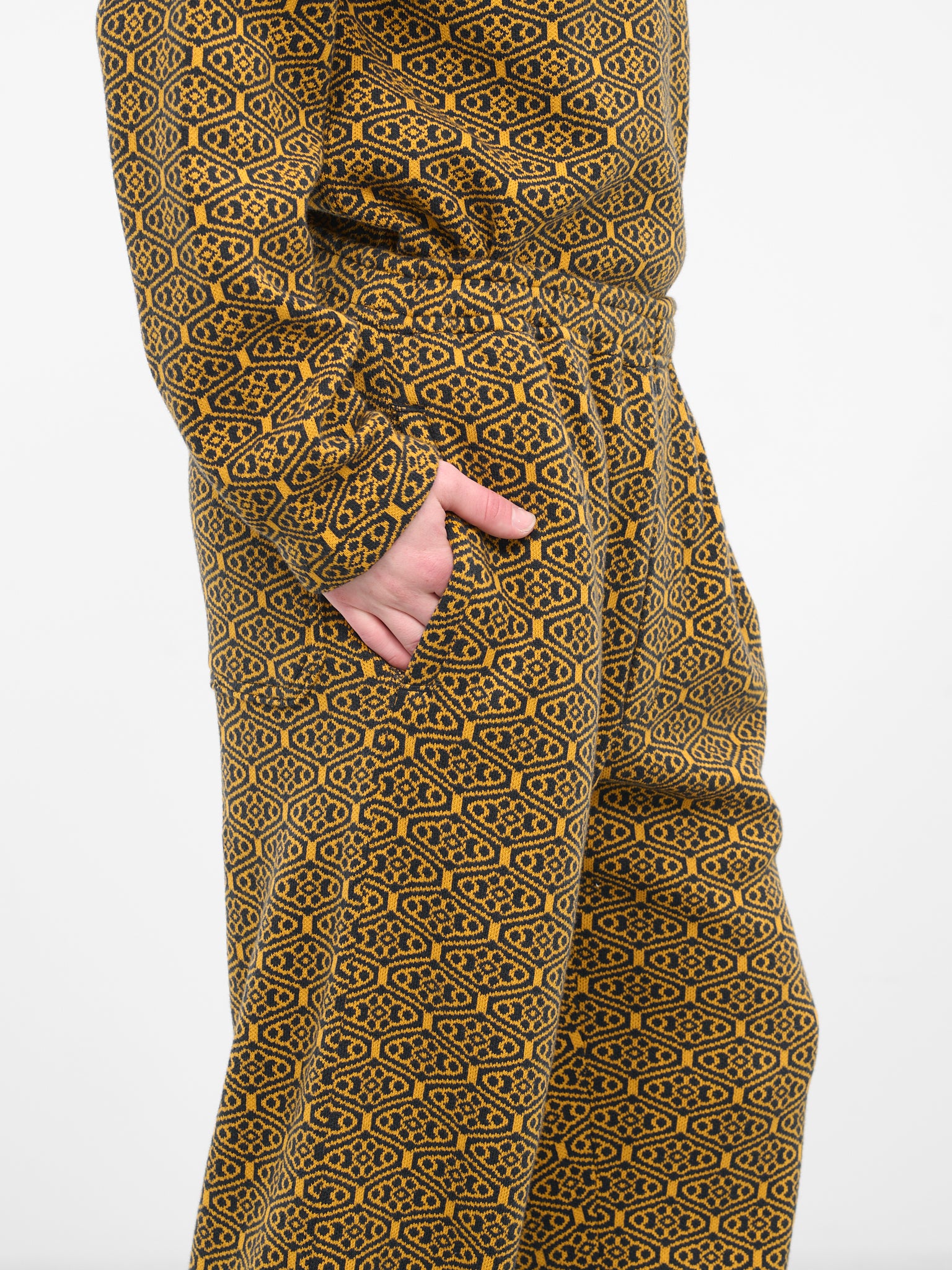 Crescent Jacquard Jogger (KT006-GLDNV)