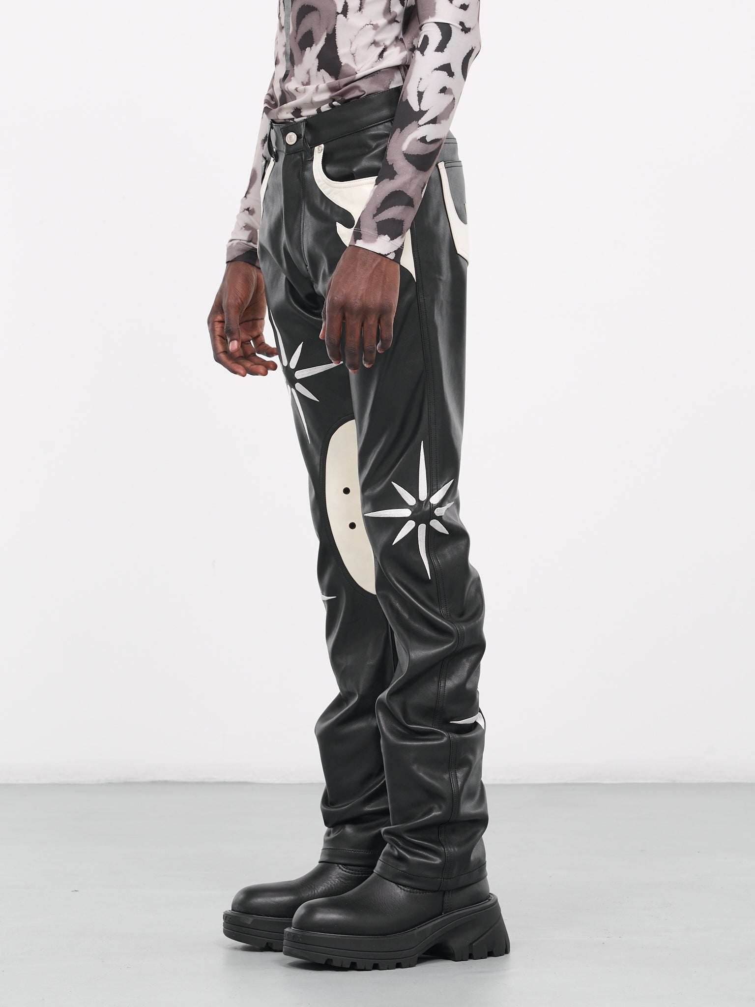 Flower Rider Pants (KUW3PT04KR-C4001-999-BLACK)