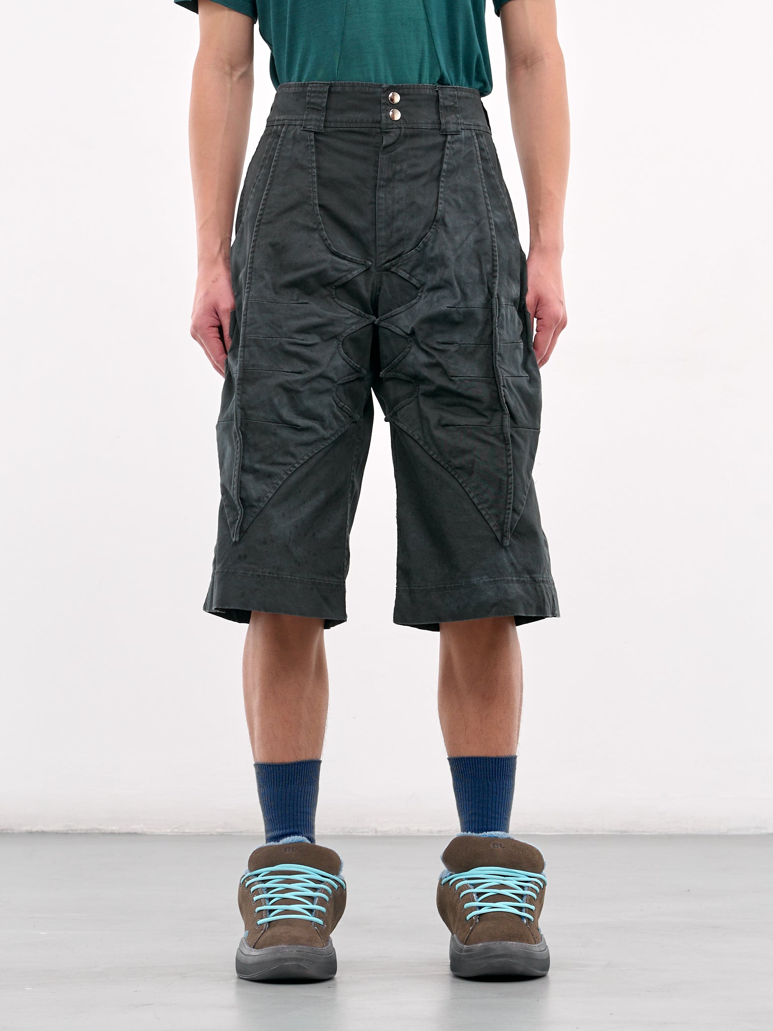 Cocoon Shorts (L-COCOON-SHORTS-CHARCOAL)