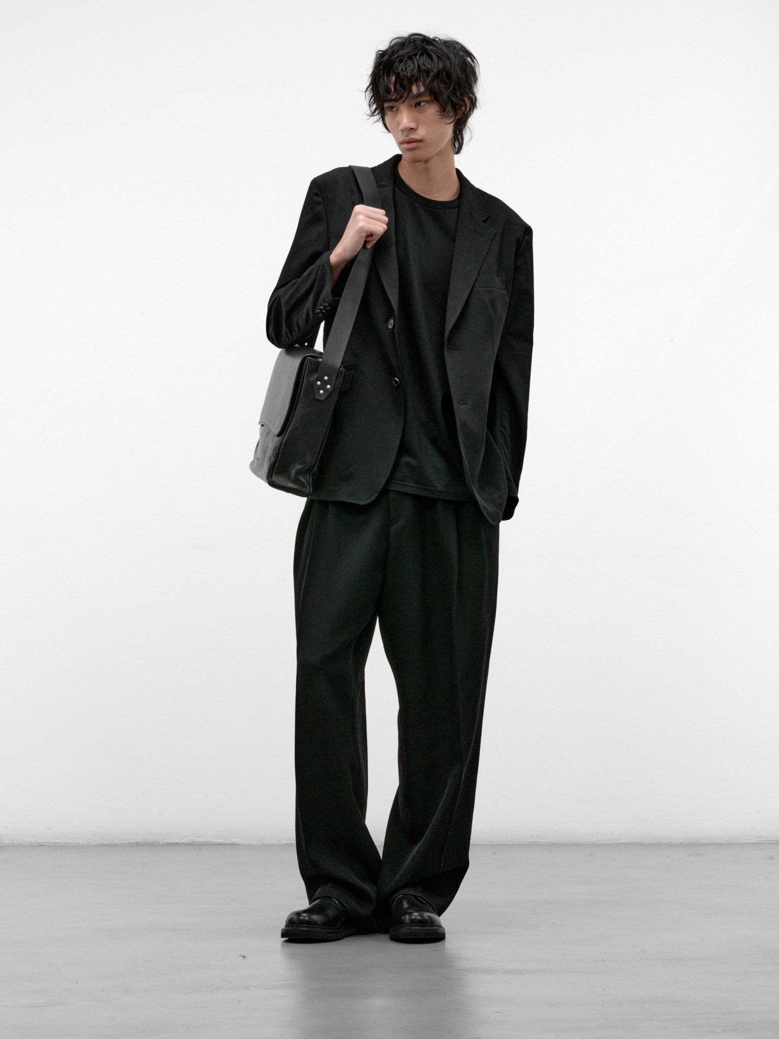 Black Relaxed Tee (LA68JK116-15-BLACK)