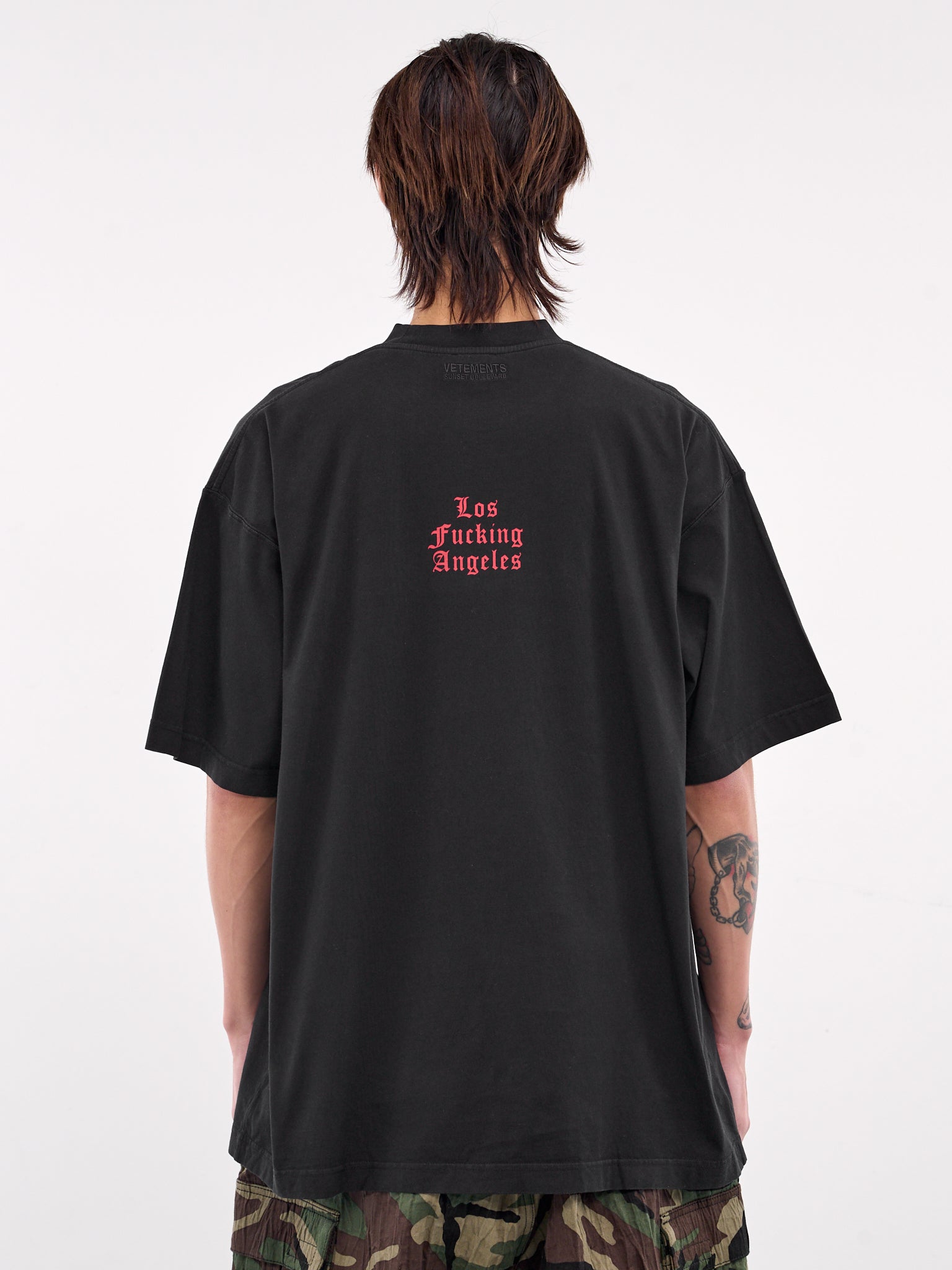 40th Anniversary Drip Metal Tee (LATR100B-WASHED-BLACK)