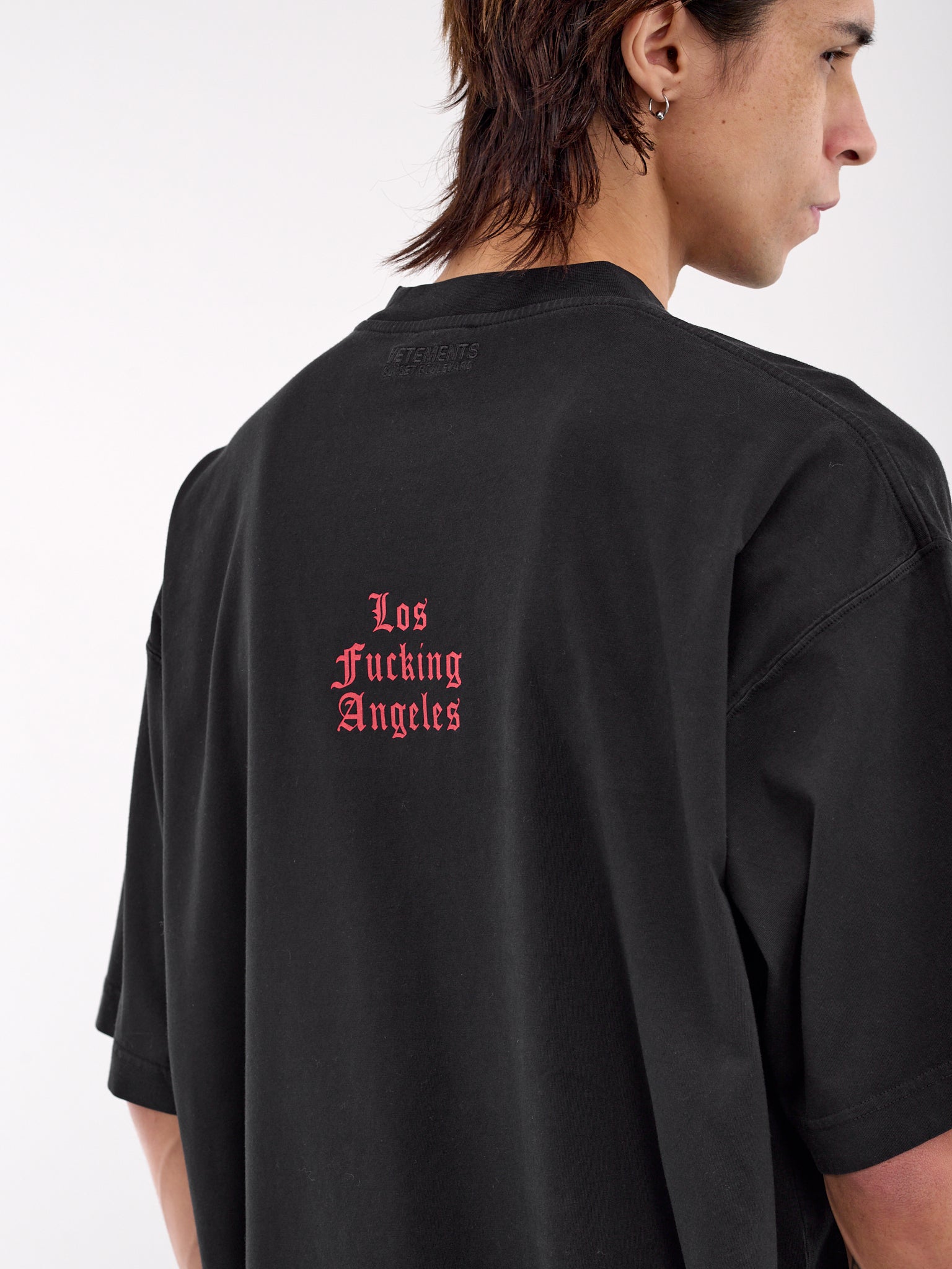 40th Anniversary Drip Metal Tee (LATR100B-WASHED-BLACK)