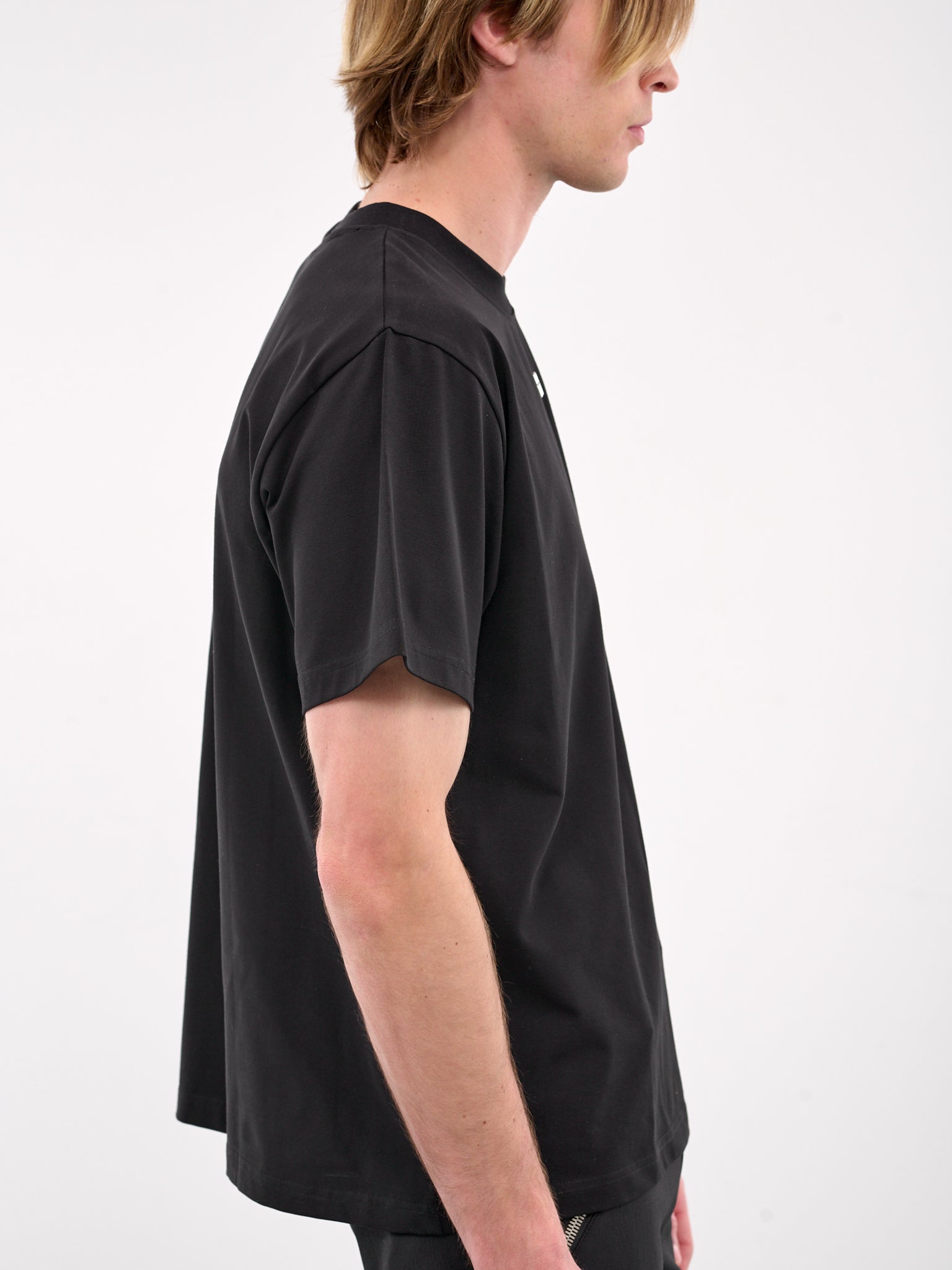 Axiom Tee (M-09-114-BLACK)