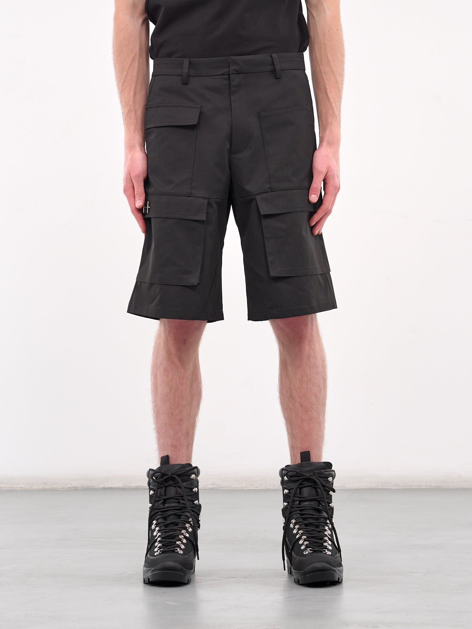 Cellulae Cargo Shorts (M-10-163-BLACK)