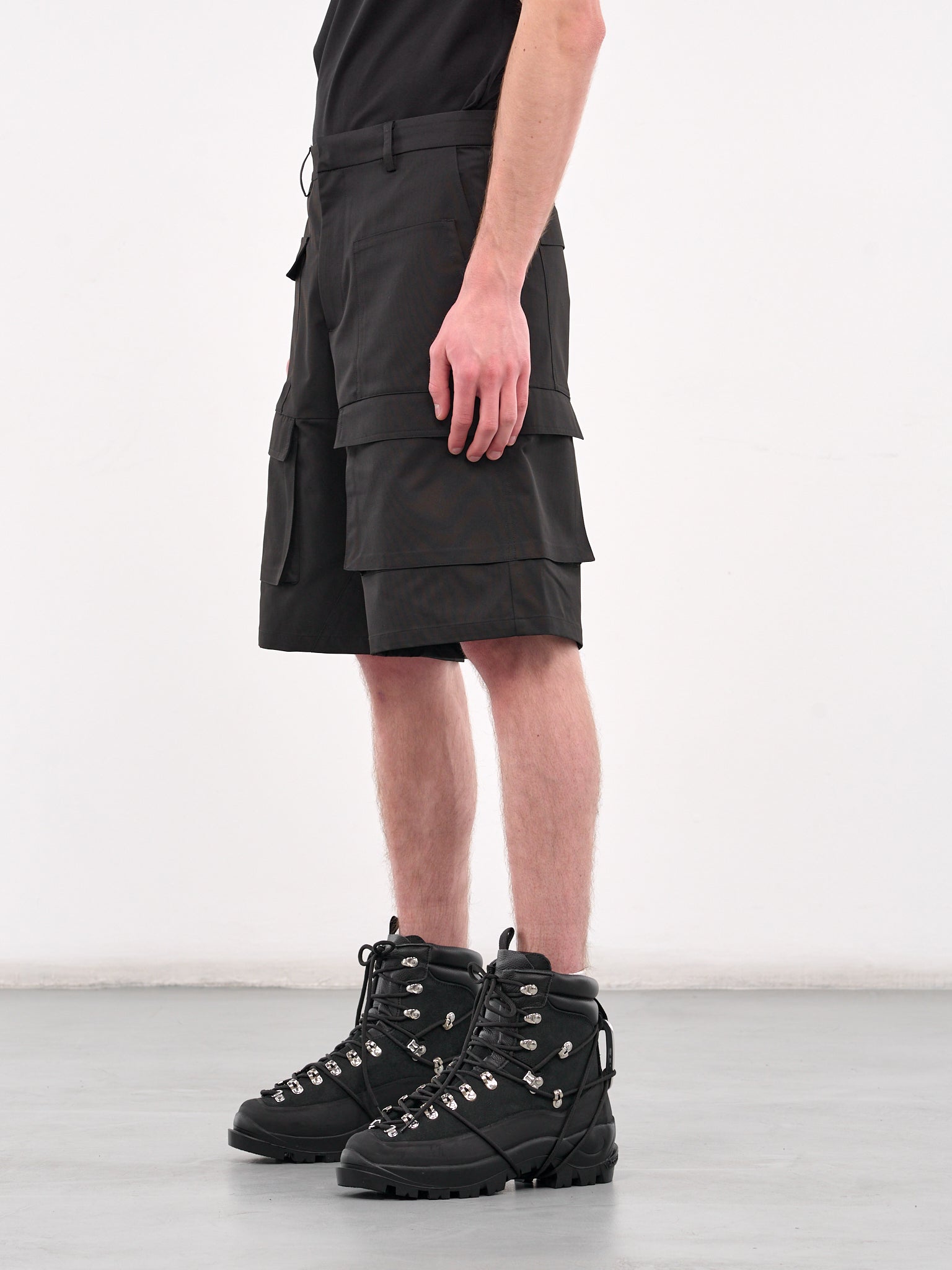 Cellulae Cargo Shorts (M-10-163-BLACK)