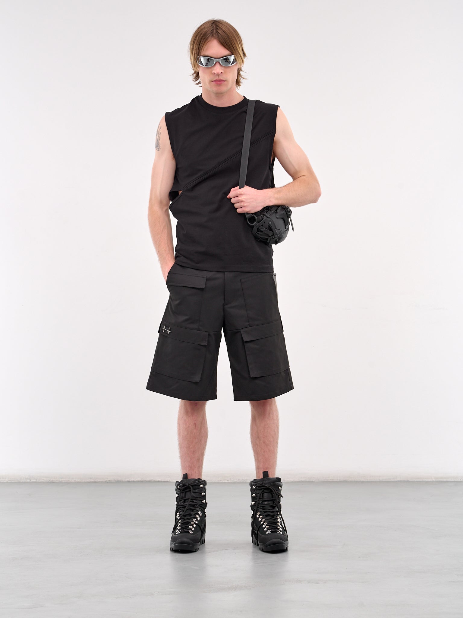 Cellulae Cargo Shorts (M-10-163-BLACK)