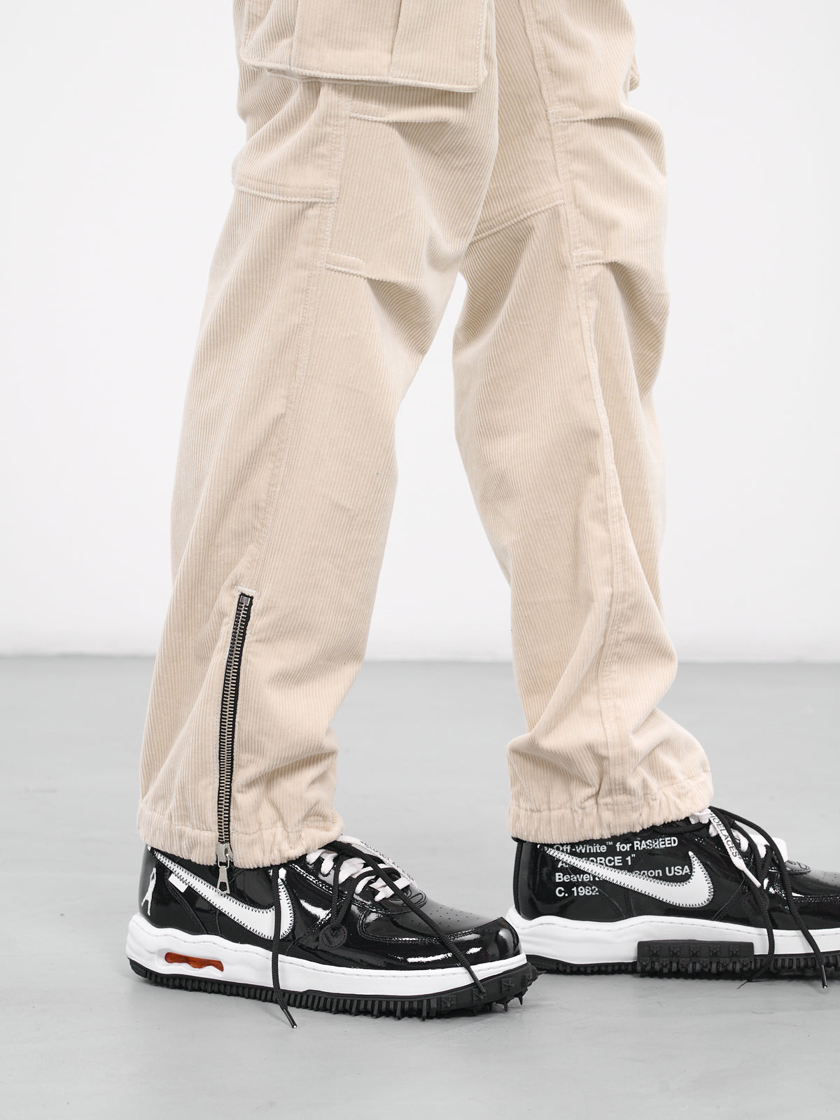 Cargo Corduroy Pants (M015345-501-IVORY)