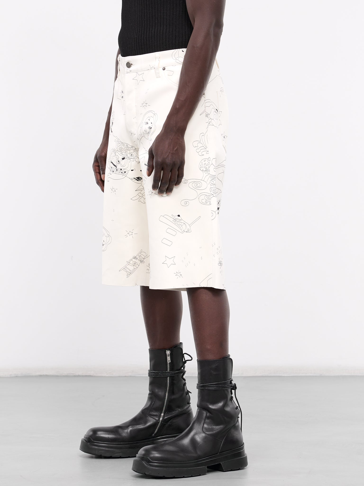 Zander Princess Leather Shorts (M719390-606-CREAM-BLACK)
