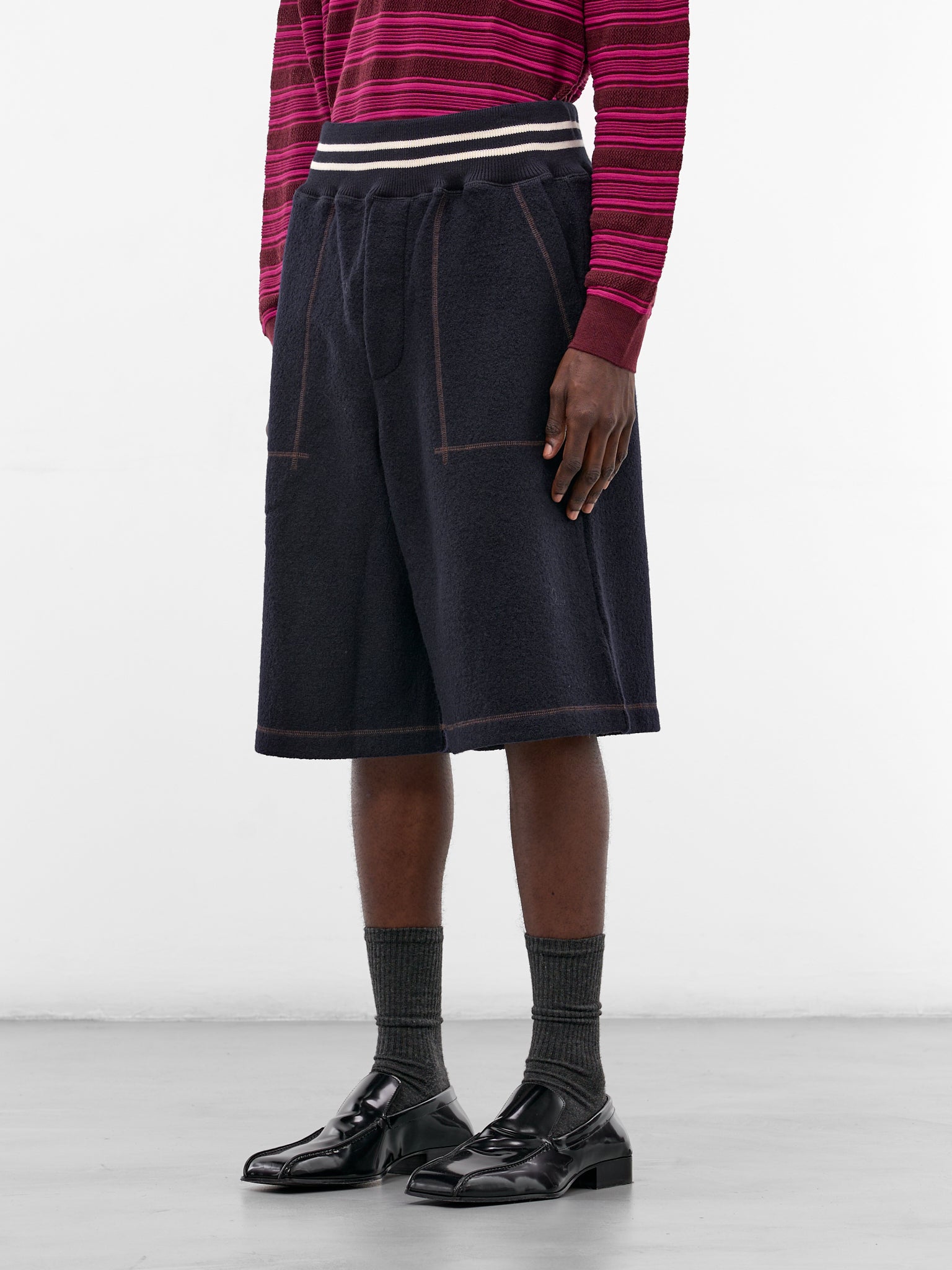 Navy October Wool Varsity Shorts (MA25JE19-JE04-503-NAVY)