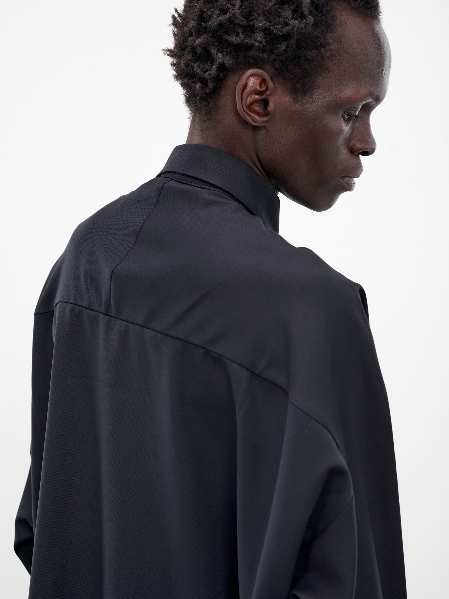 The Maloo Navy Wool Overshirt (MALOO-NAVY)