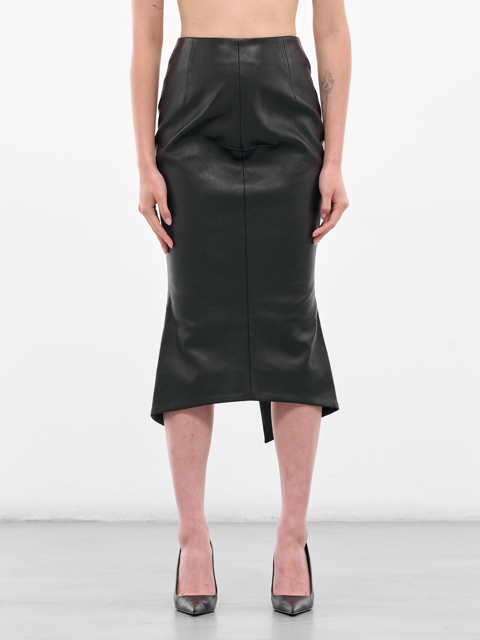 Black Leather Madam H. Skirt (MAT01SK201-SCLERA-BLACK)