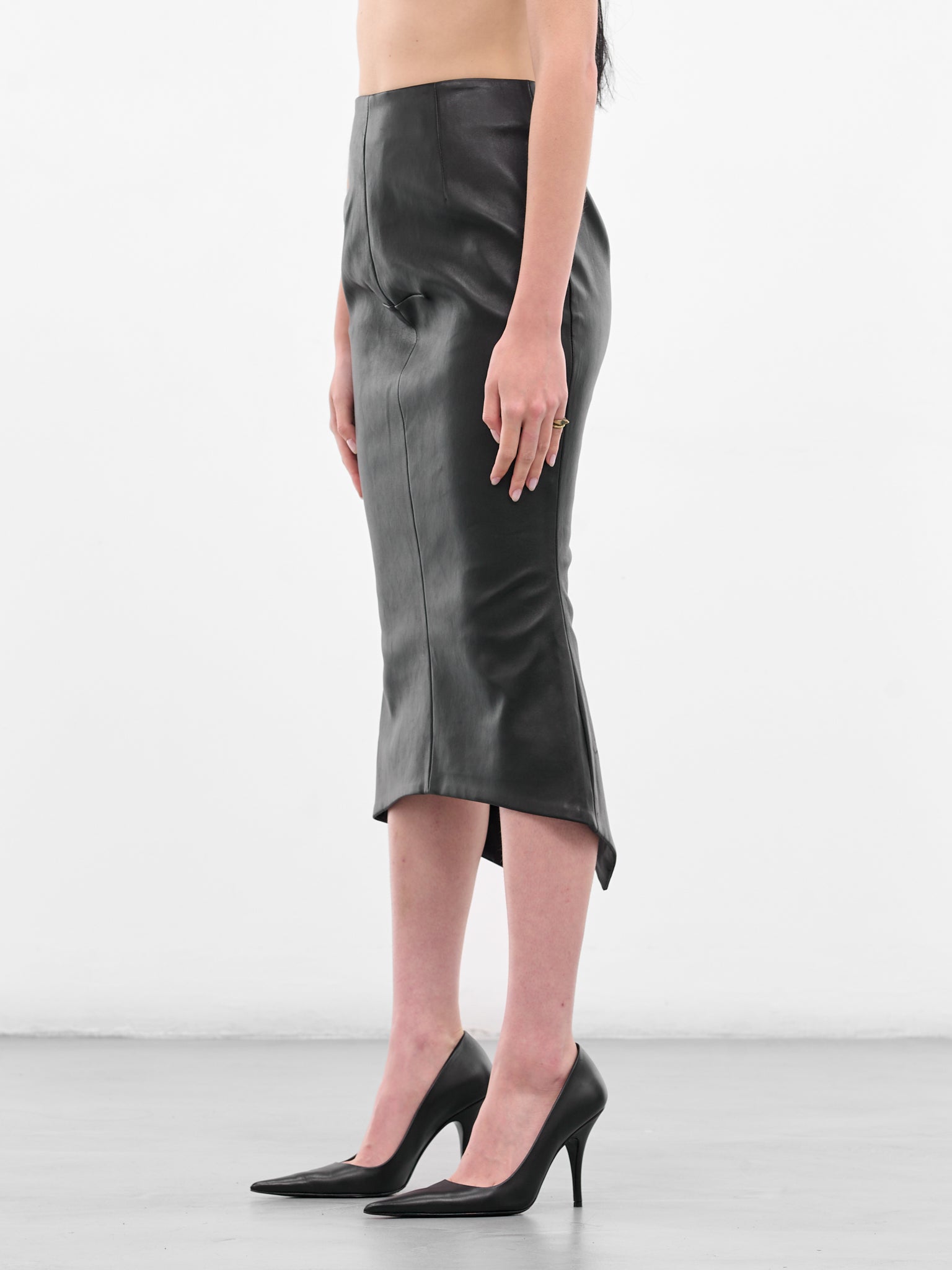 Black Leather Madam H. Skirt (MAT01SK201-SCLERA-BLACK)