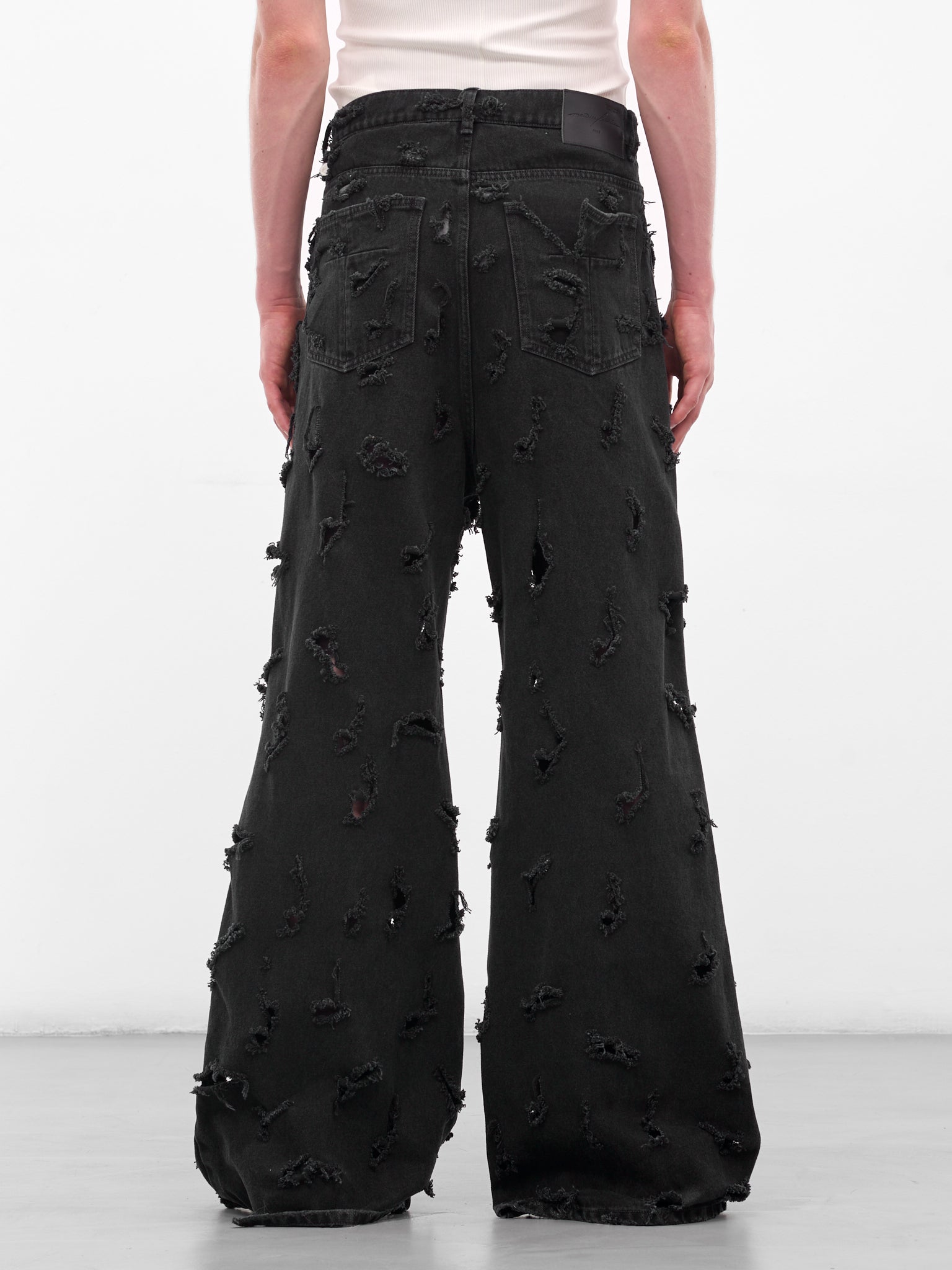 The Black Destroyed Flare Jeans (MAT01P103-SCLERA-BLACK)