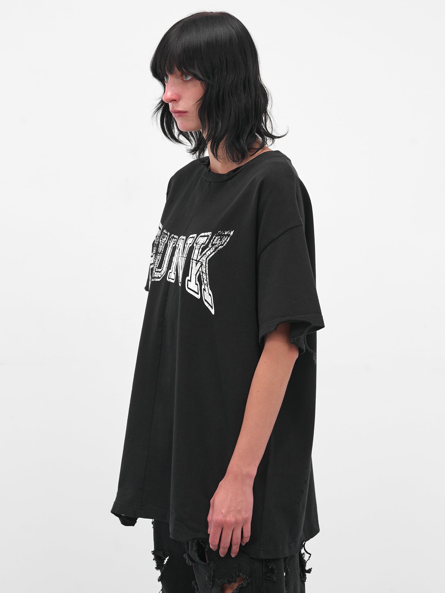 Black Punk Graphic Tee (MAT01T007-SCLERA-BLACK)