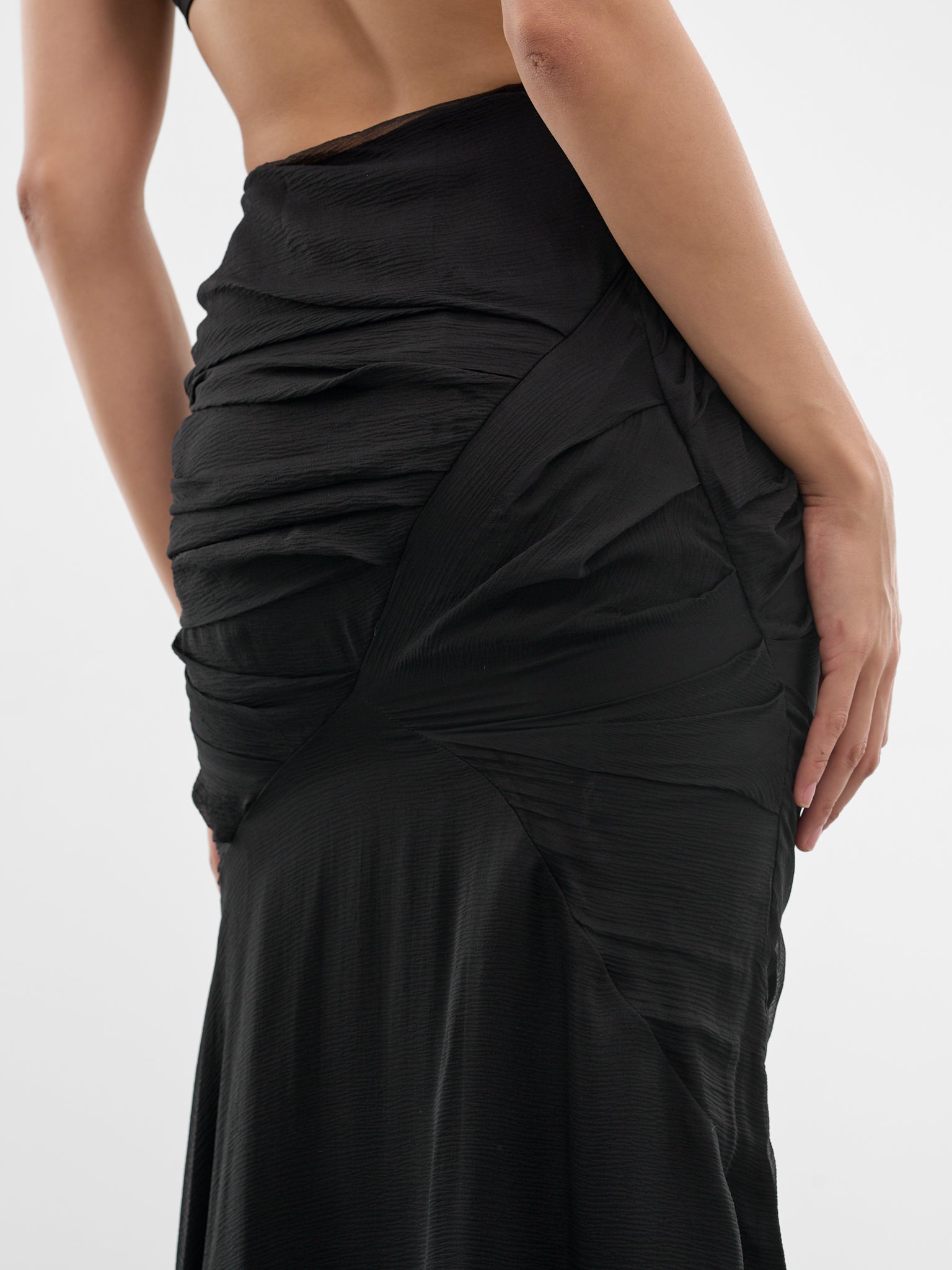 Black Carrie Silk Chiffon Skirt (MAT02SK105-SCLERA-BLACK)