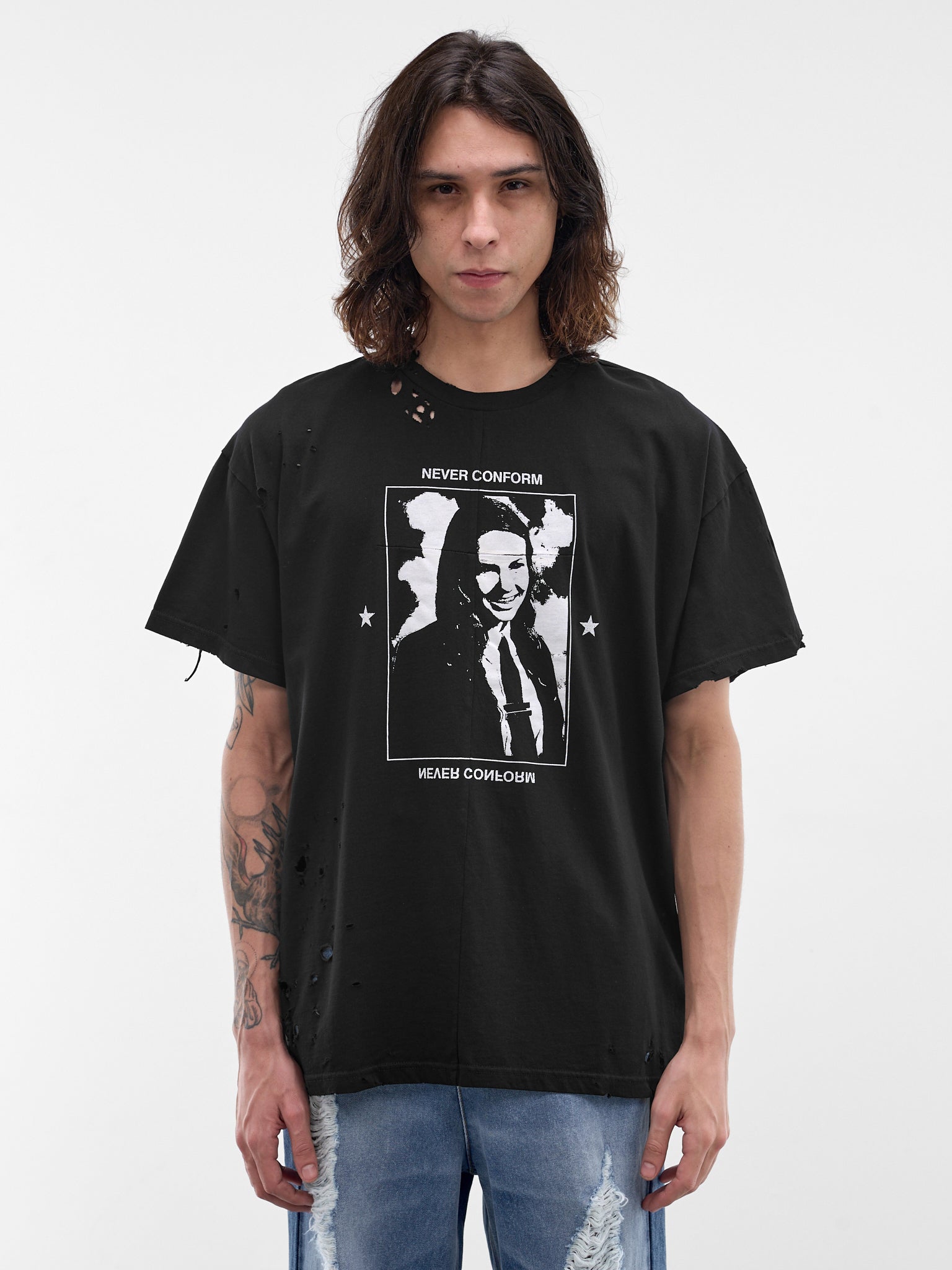 Black Cotton Graphic Hannah Tee (MAT02T006-SCLERA-BLACK)