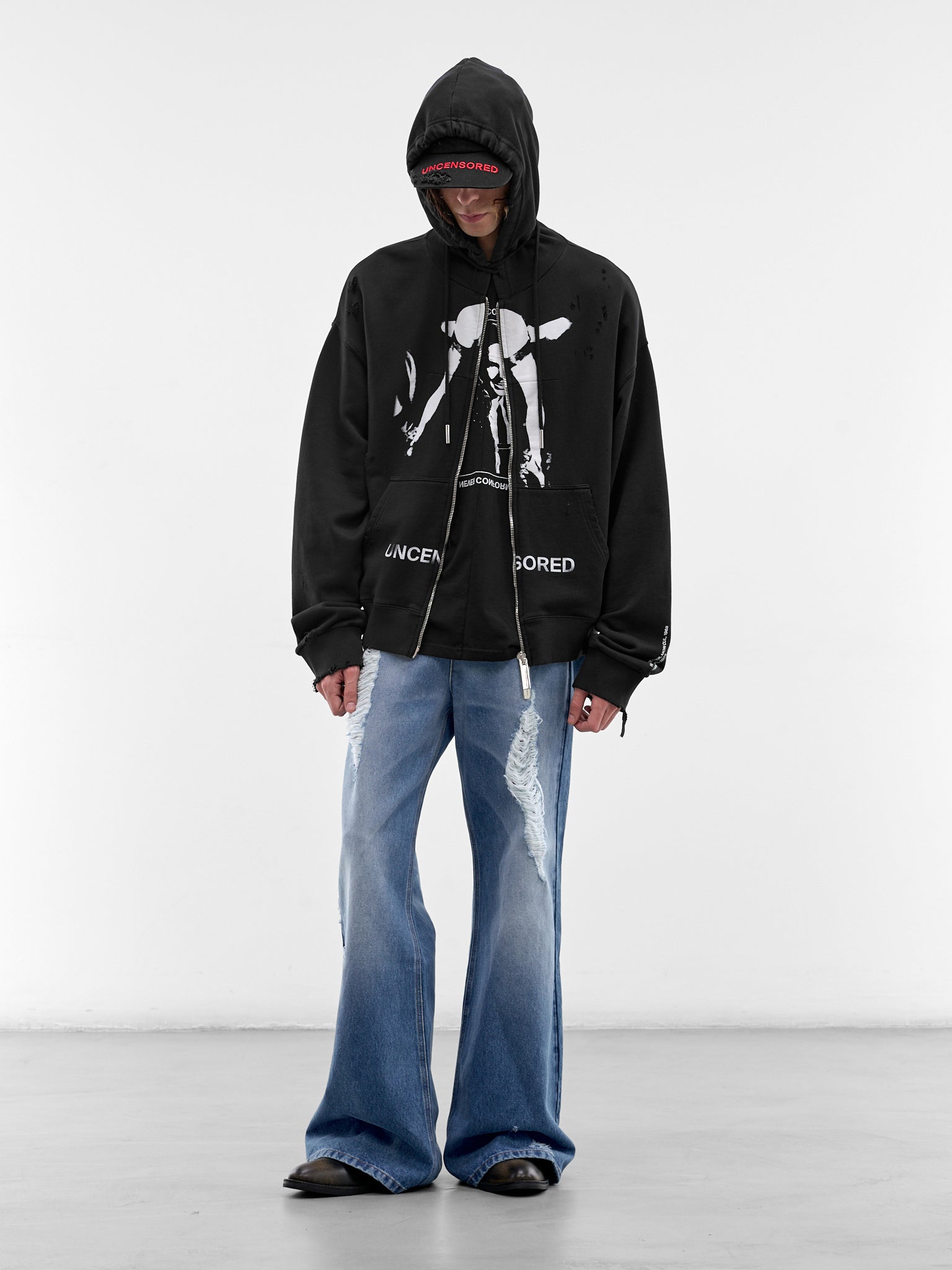 Black Cotton Graphic Hannah Tee (MAT02T006-SCLERA-BLACK)