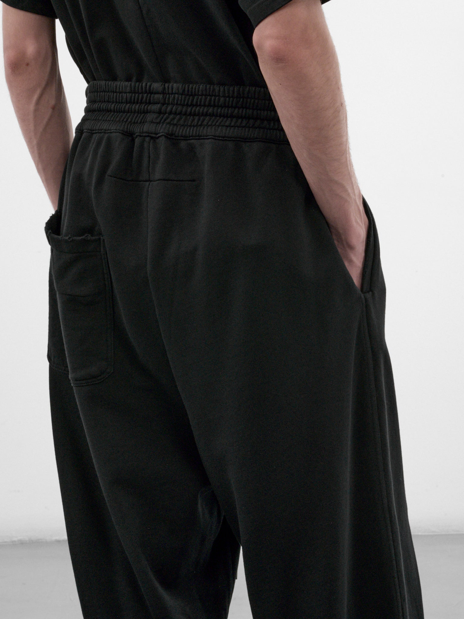 Lewis Black Cotton Sweatpants (MAT03P006-BLACK)