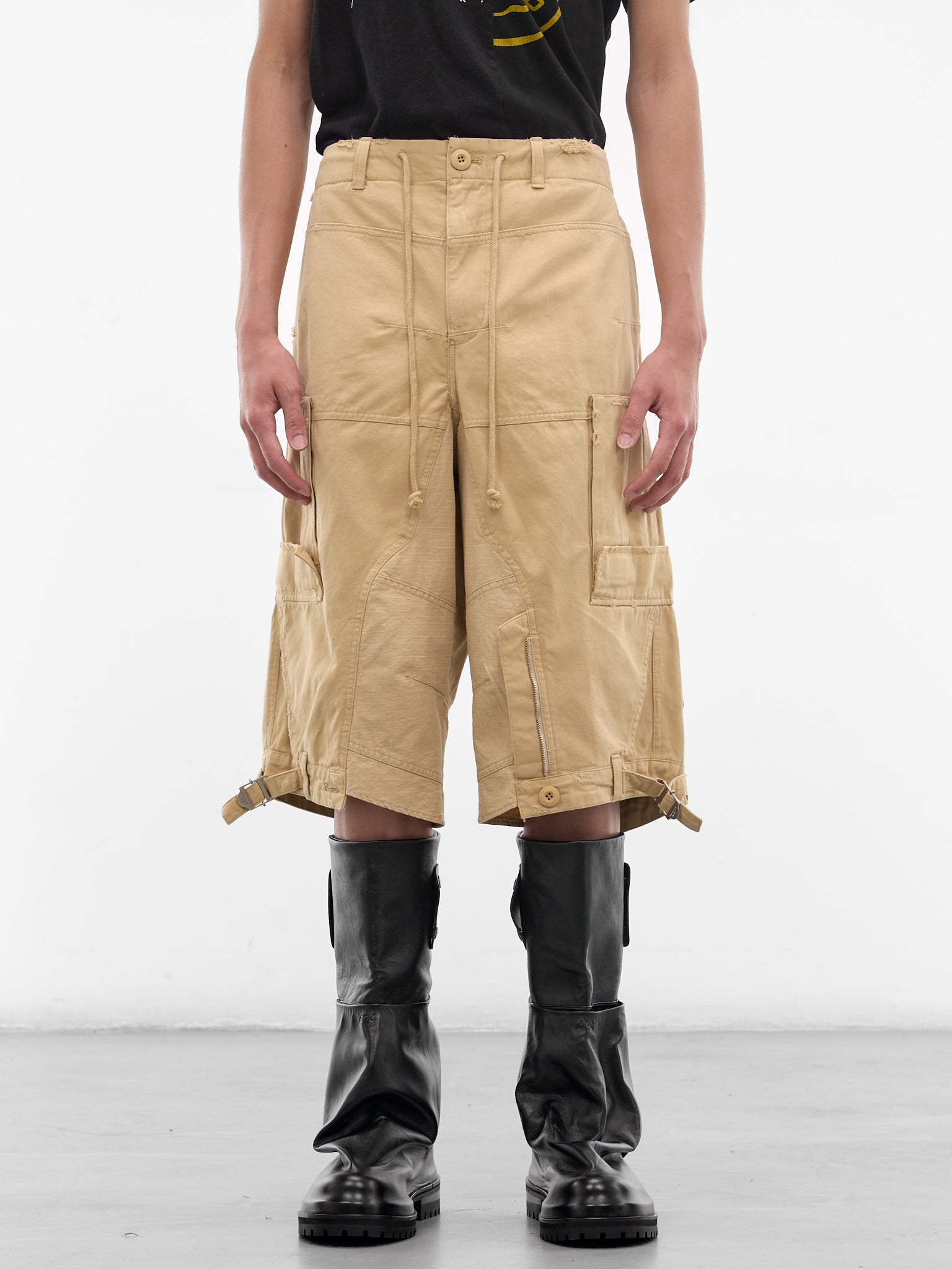 PROTOCOL INDEX Cargo Shorts | H.Lorenzo - front