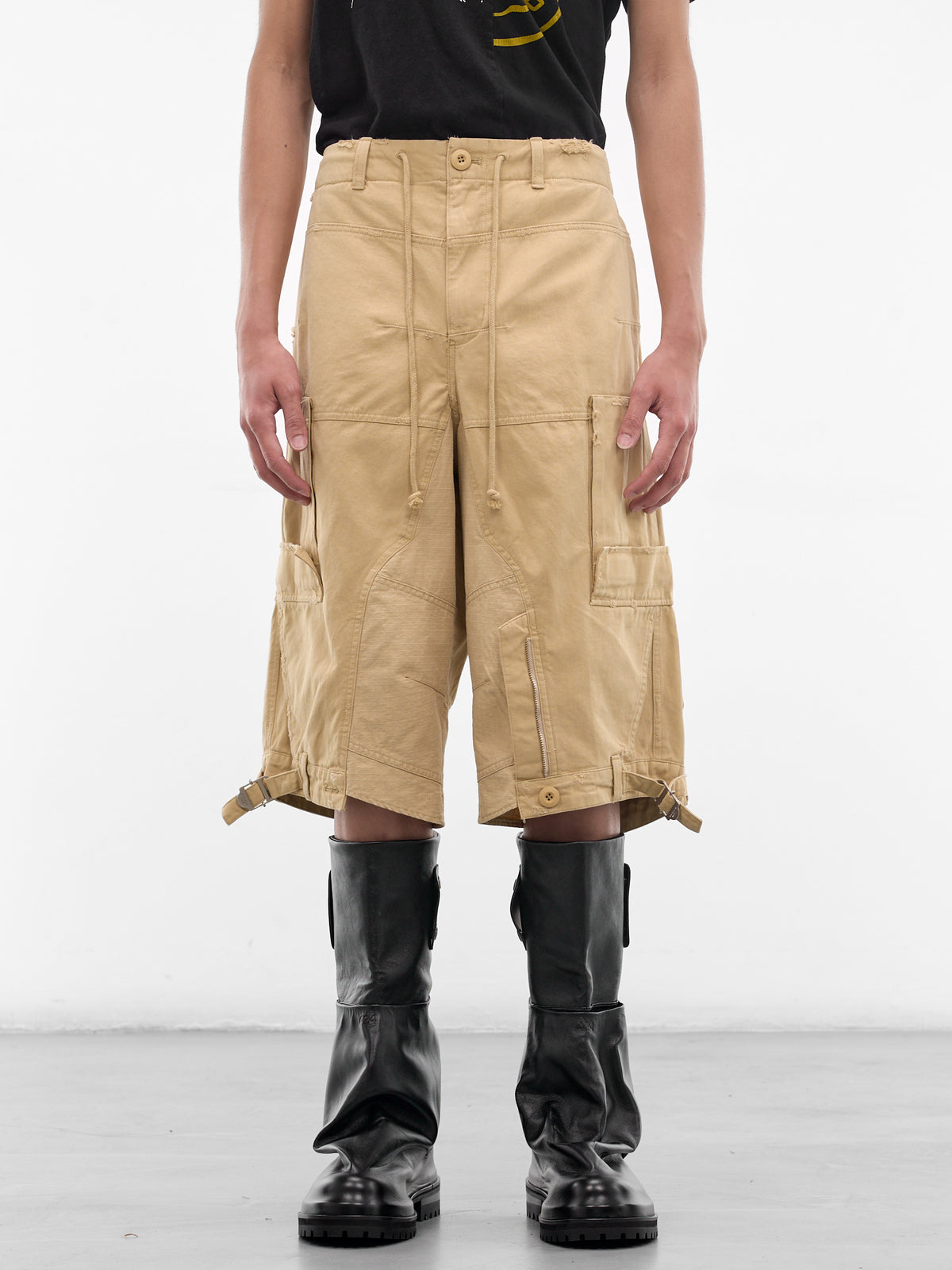 PROTOCOL INDEX Cargo Shorts | H.Lorenzo - front
