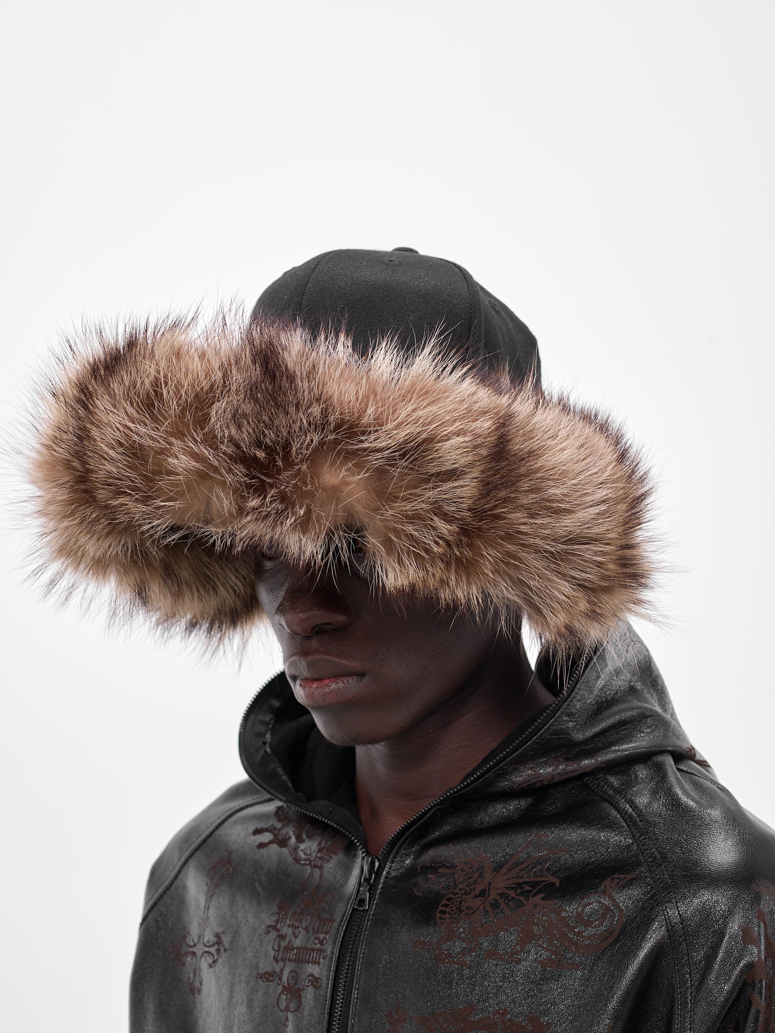 Black Six-Panel Fur Brim Cap (MBS3-ACC-CPFR-BLACK)