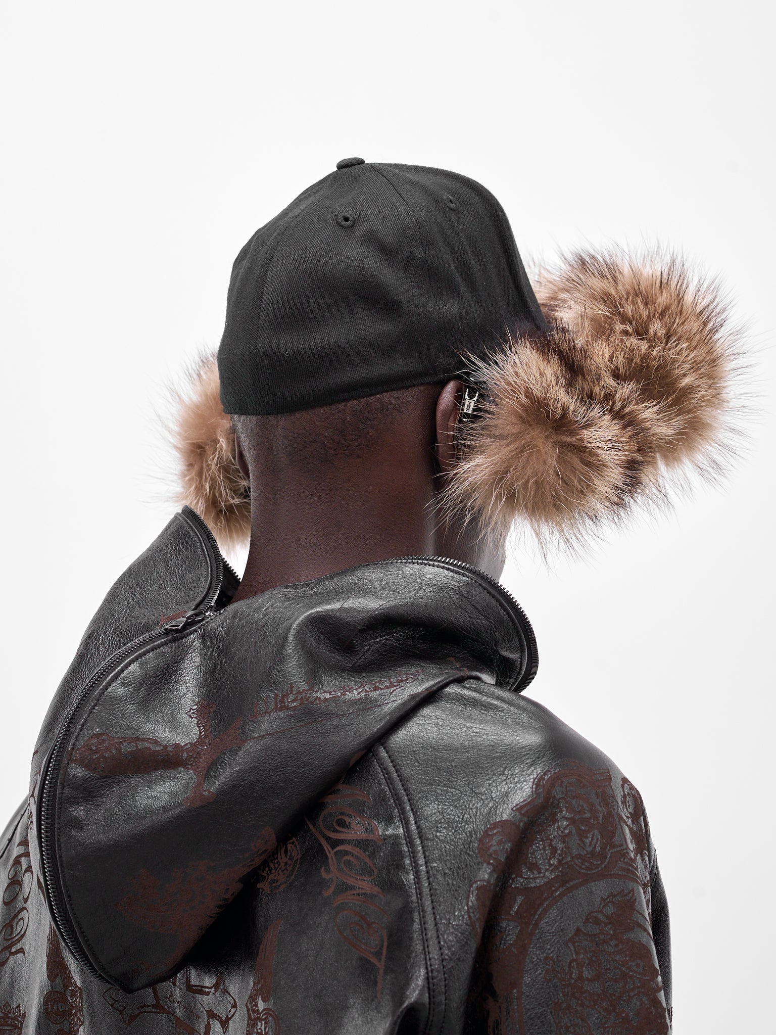Black Six-Panel Fur Brim Cap (MBS3-ACC-CPFR-BLACK)