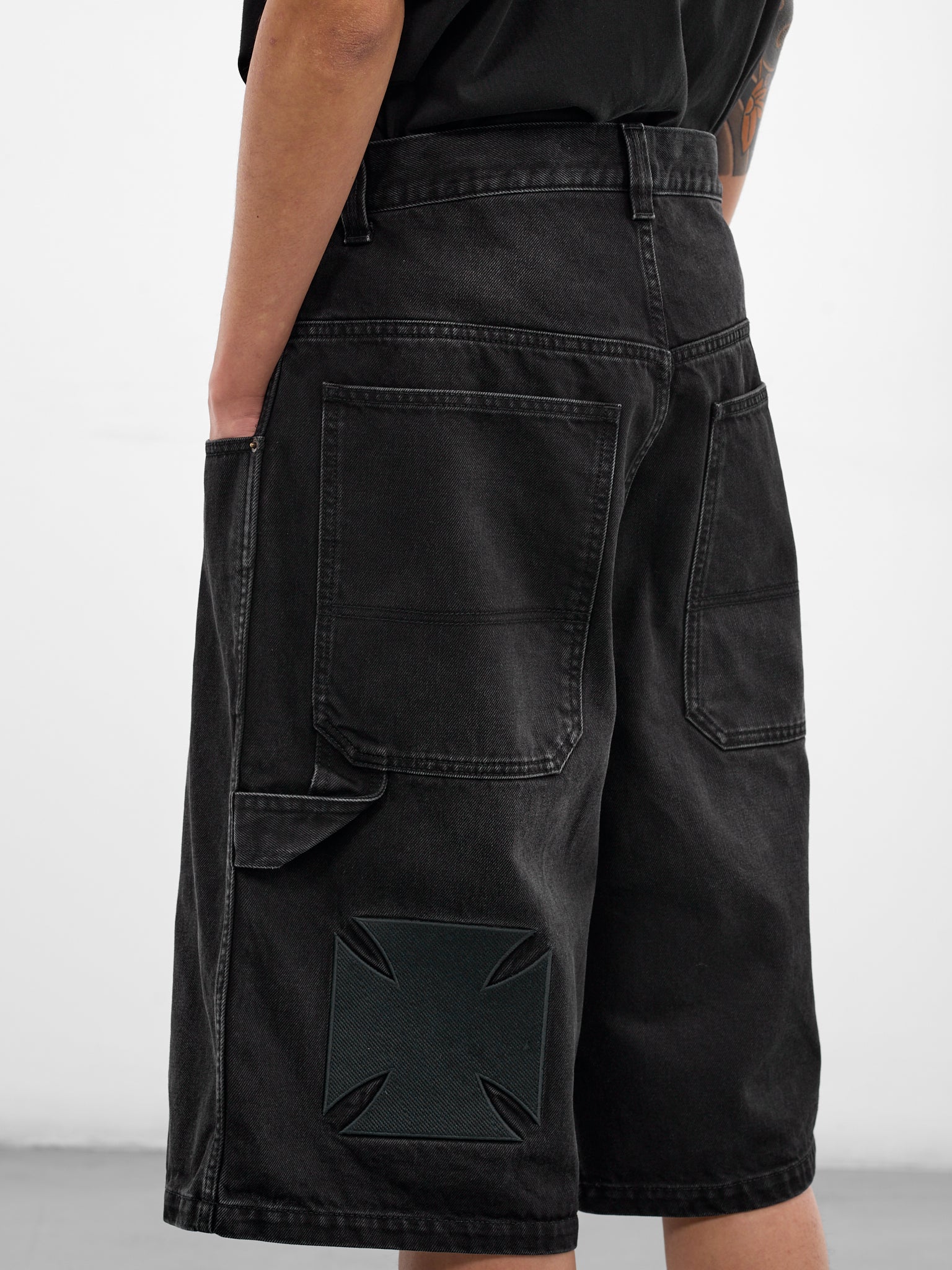 Black Denim Cross Carpenter's Shorts (ME76DP095B1-WASHED-BLACK)