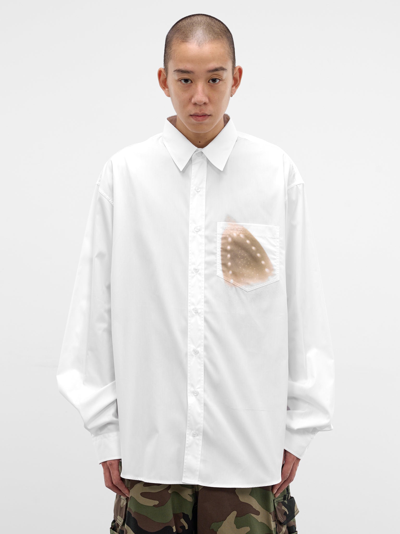 White Ironing Burn Graphic Shirt (ME76SH045W-WHITE) White Ironing Burn Graphic Shirt (ME76SH045W-WHITE)