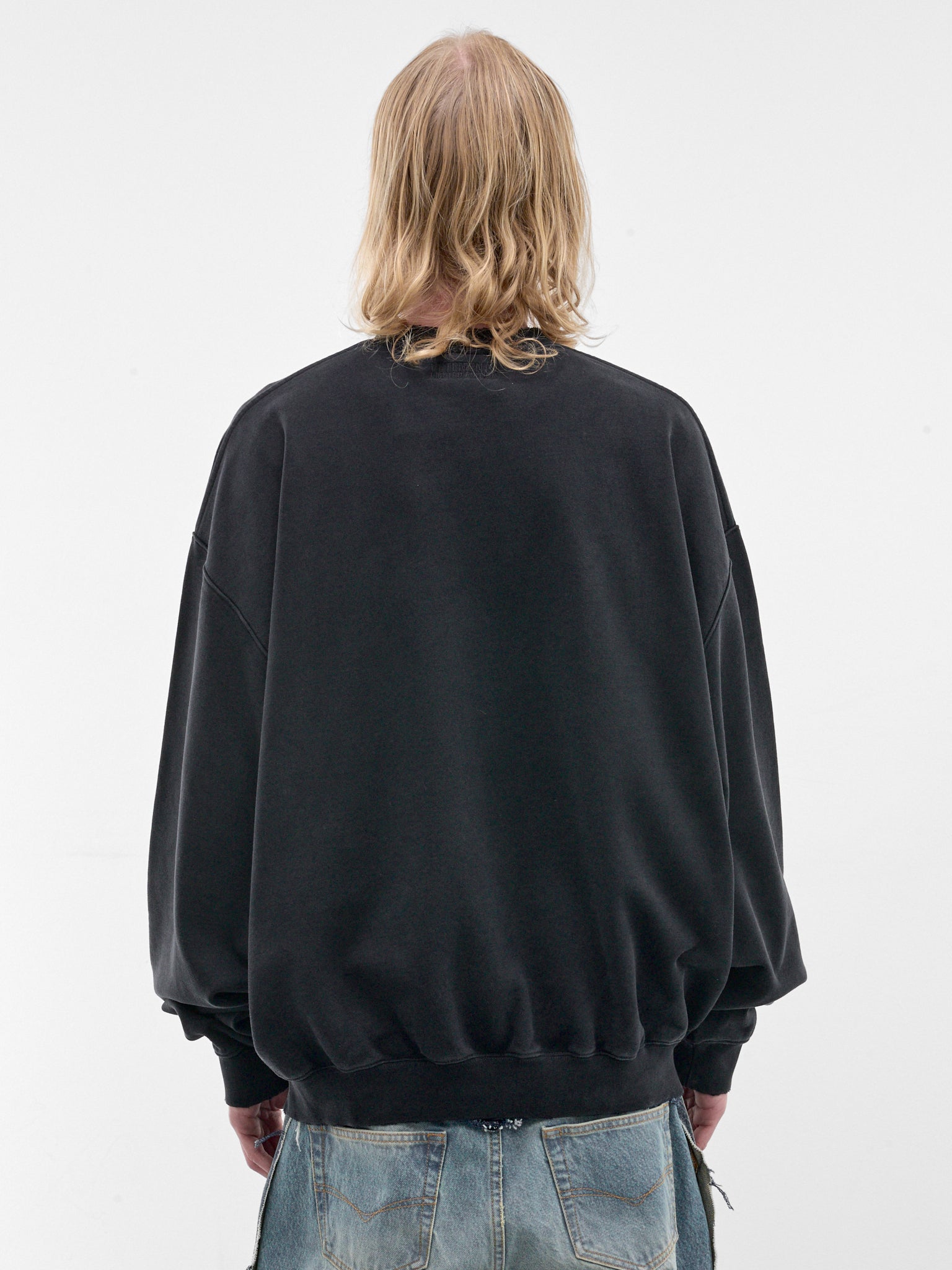 Black Oversized Distressed Graphic Sweatshirt (MH27CN203B-WASHED-BLACK)