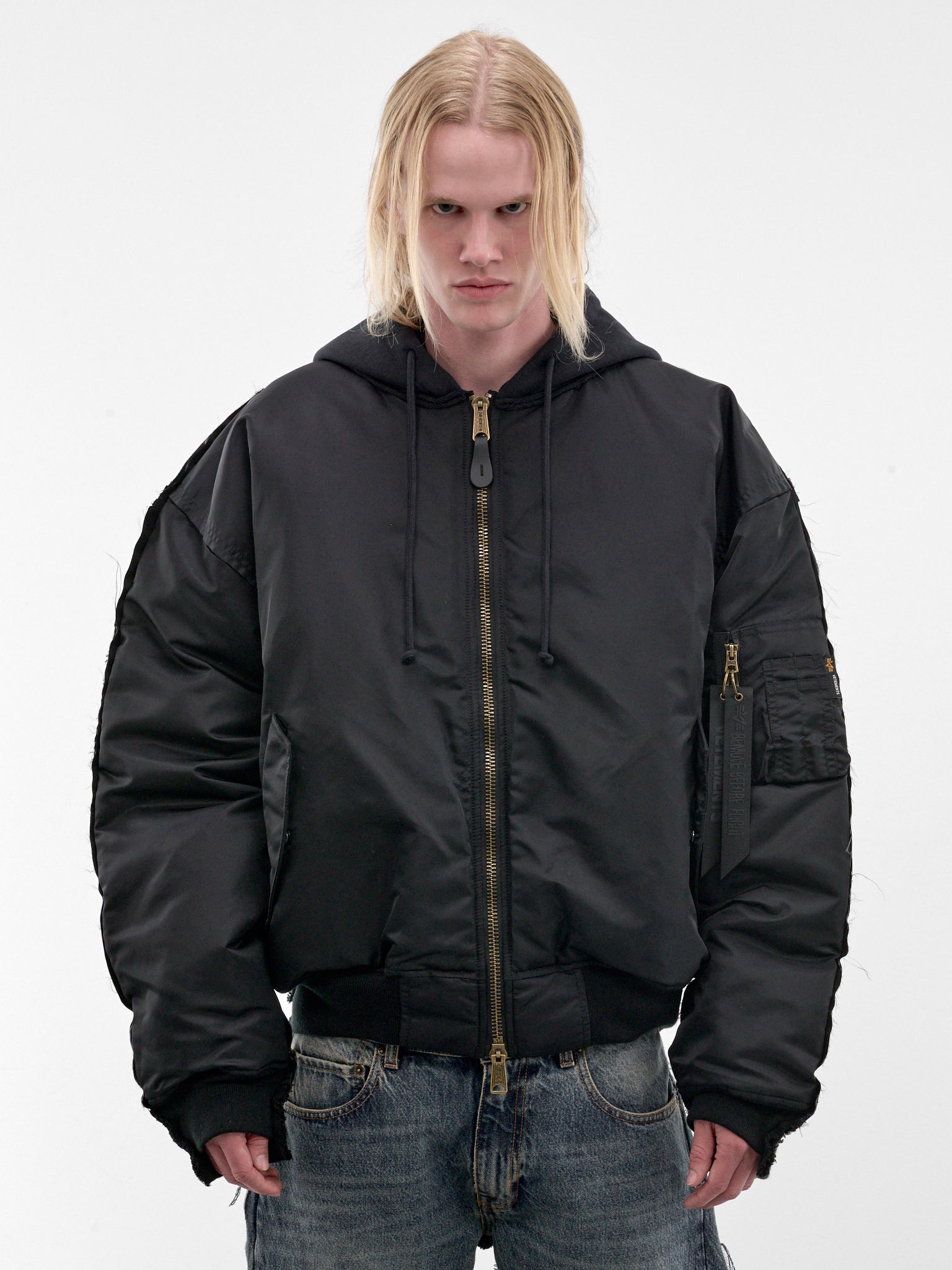Vetements x Alpha Industries Deconstructed Bomber (MH27JA018B-BLACK)