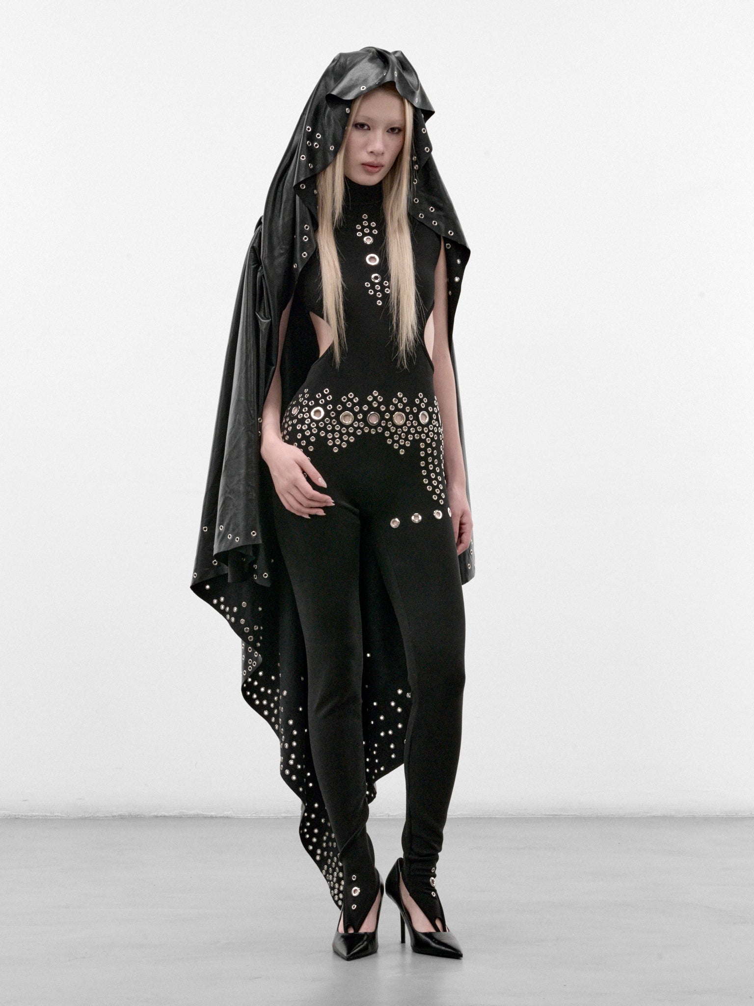 Midnight Serpent Veil (MIDNIGHT-SERPENT-BLACK-SILVER)