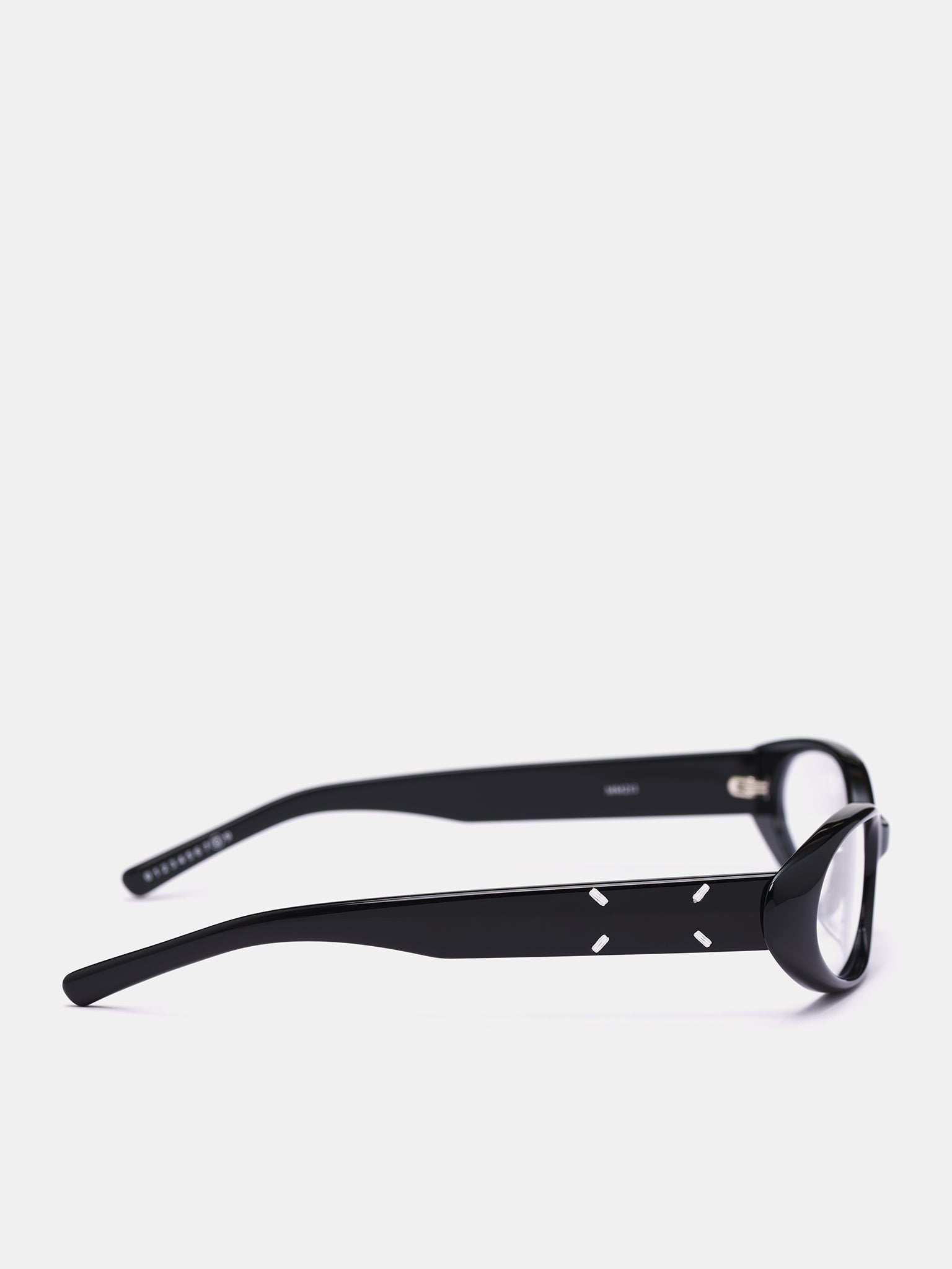 Margiela Cat Eye MM213 Sunglasses (MM213-01-BLACK)