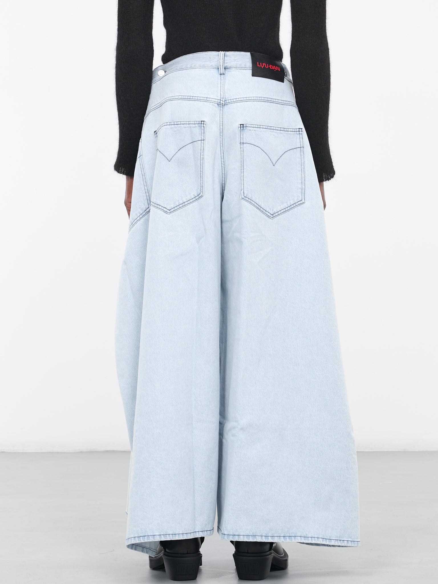 Double Pleated Jeans (MP047D-WD-ICE-BLUE)