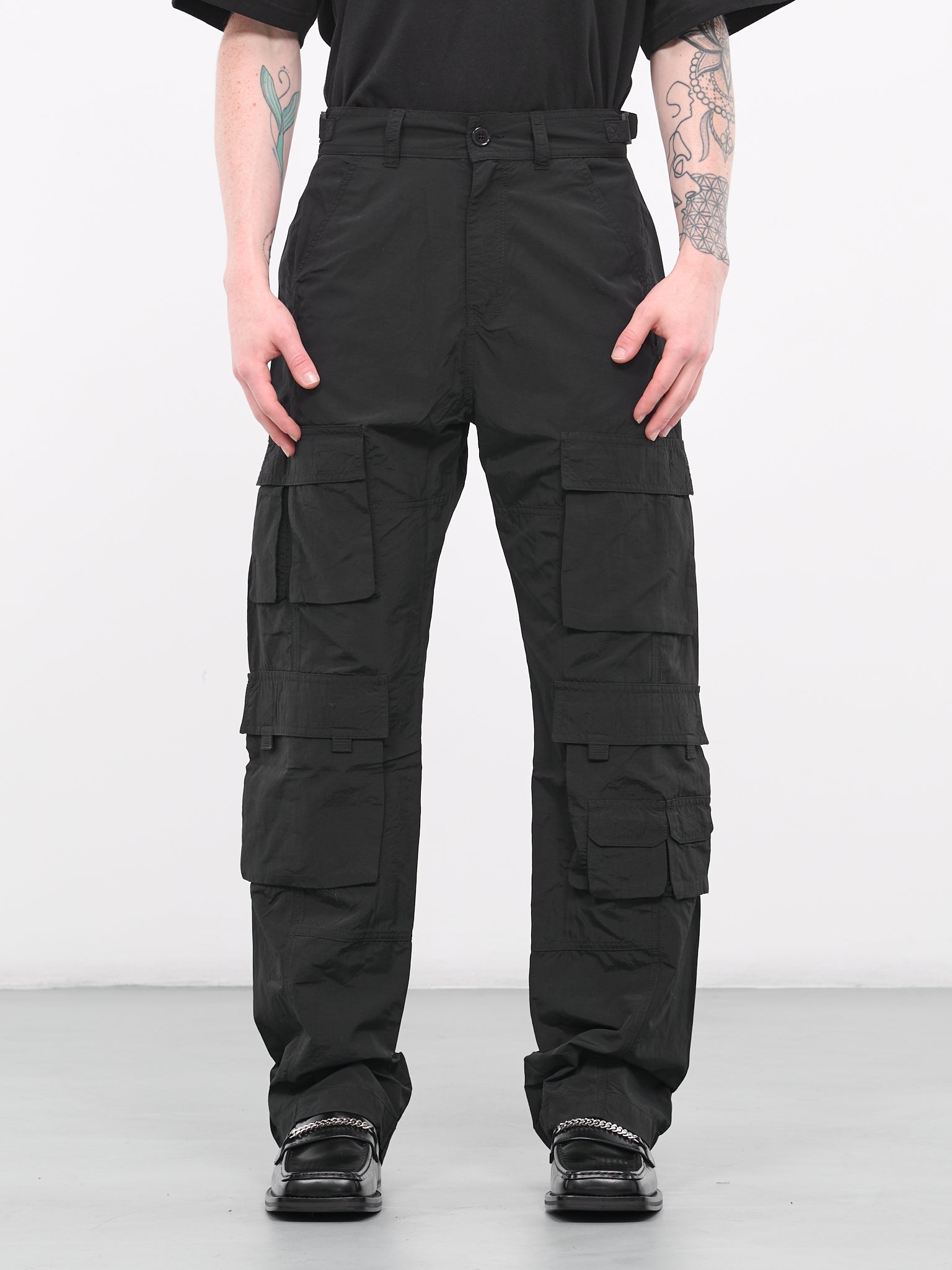 Twist Seam Cargo Trousers (MR825A-BLACK)