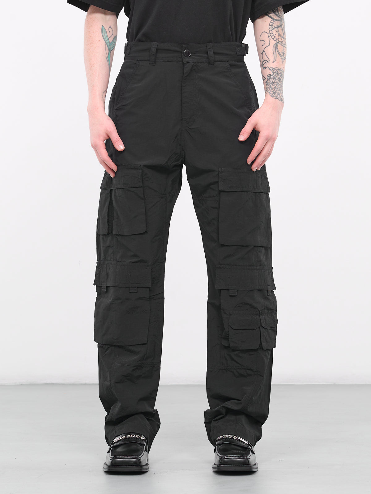 Twist Seam Cargo Trousers (MR825A-BLACK)
