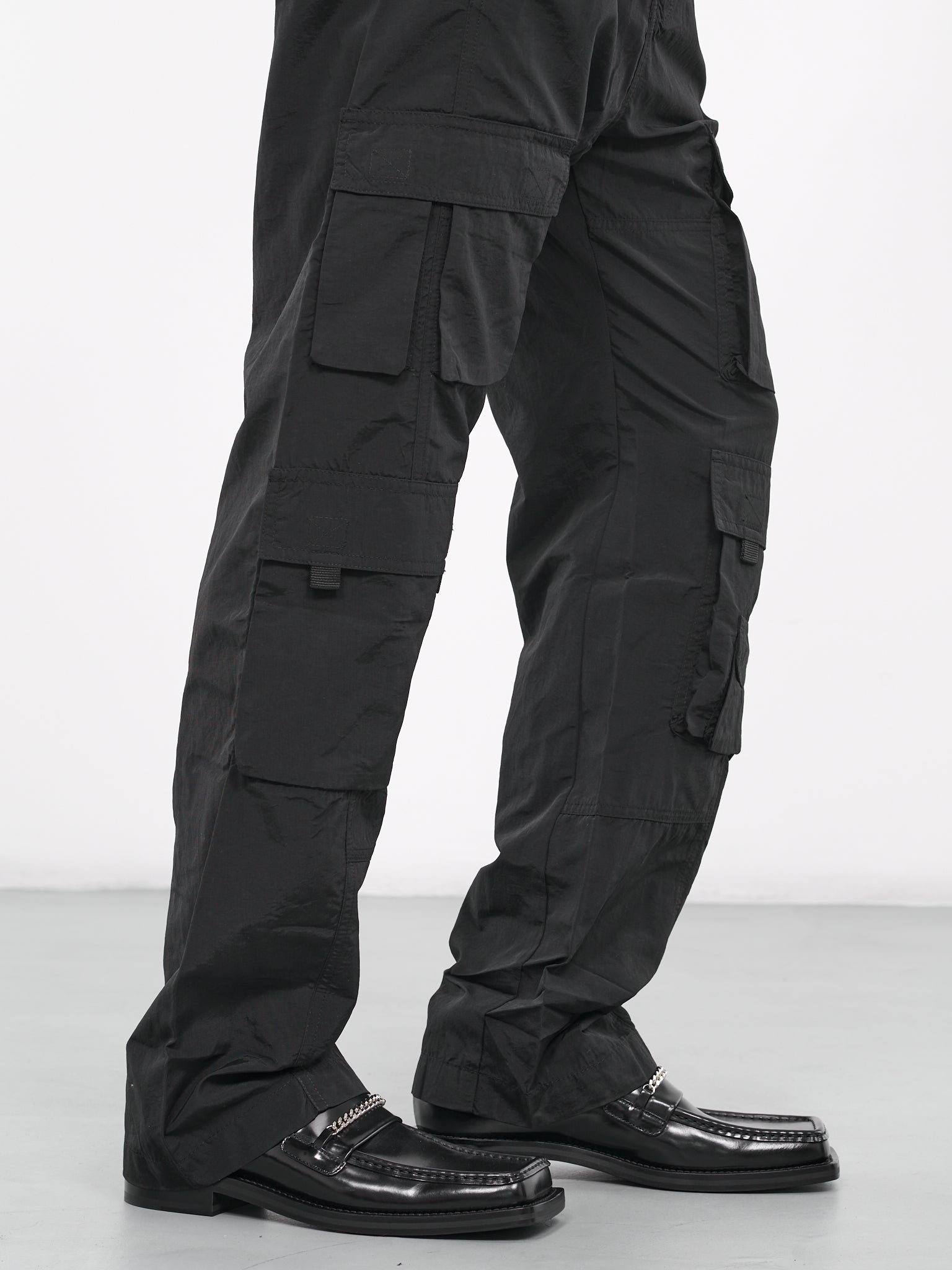 Twist Seam Cargo Trousers (MR825A-BLACK)