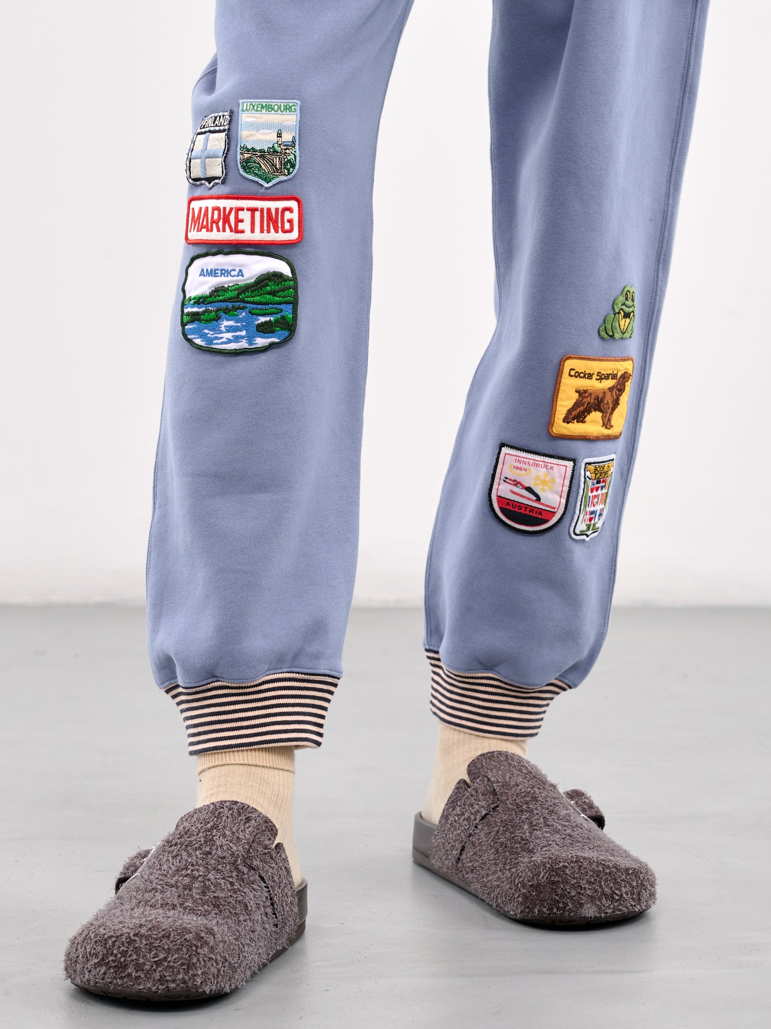 Warmup Patch Sweatpants (MRS25CS012-BLUE-GREY)