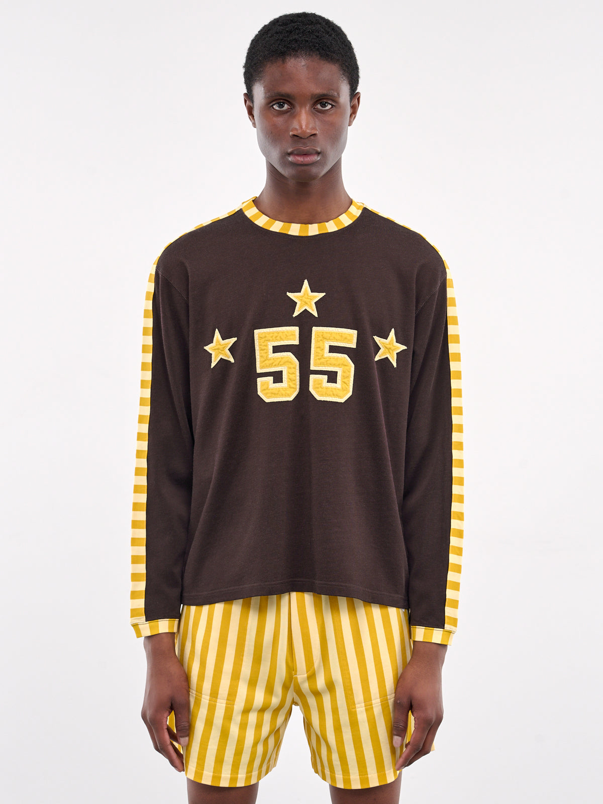 Medalist Appliqué Tee (MRS25CS035-BROWN-BLACK)