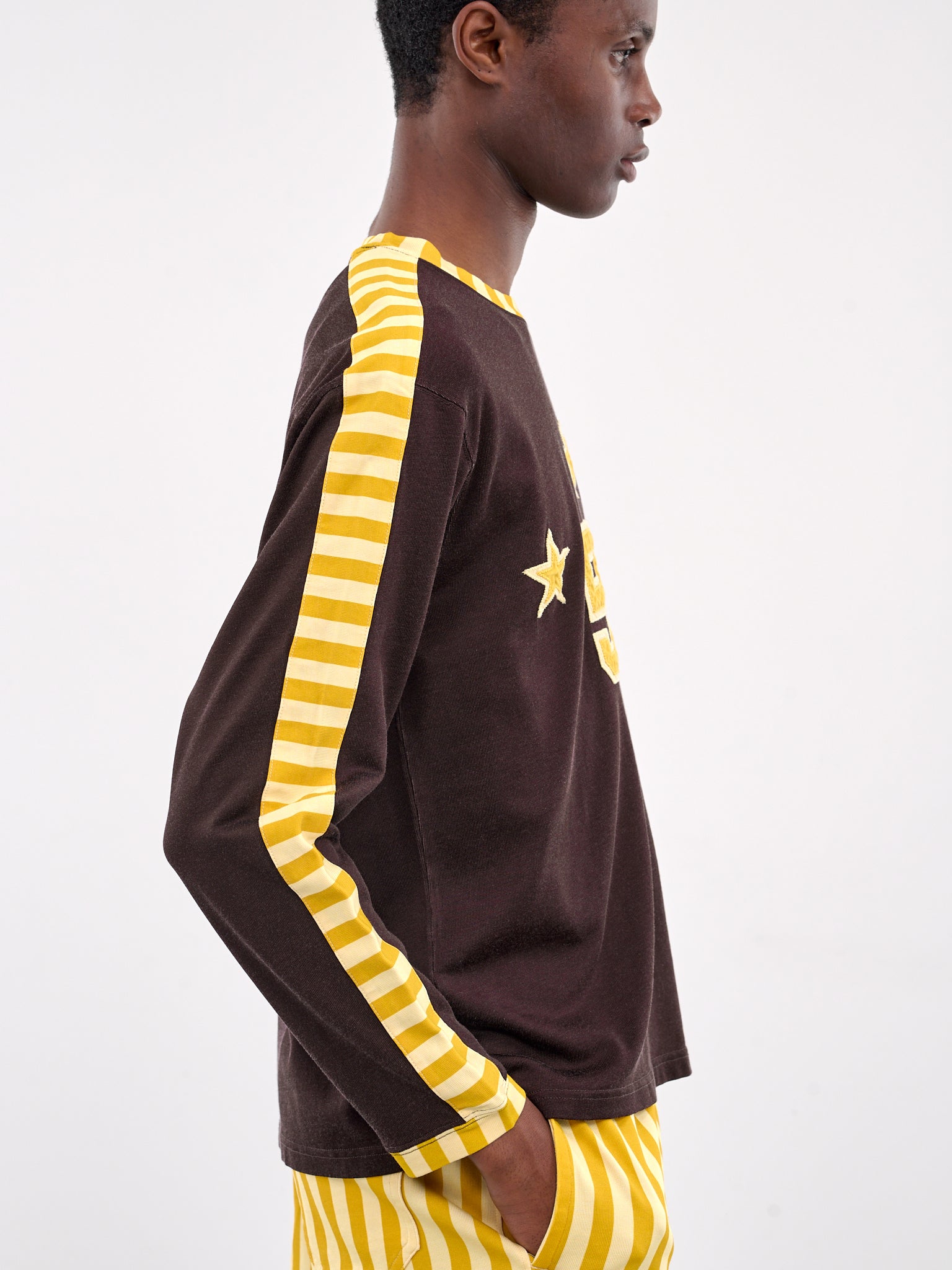 Graphic Long Sleeve Tee (MRS25CS035-BROWN-BLACK)