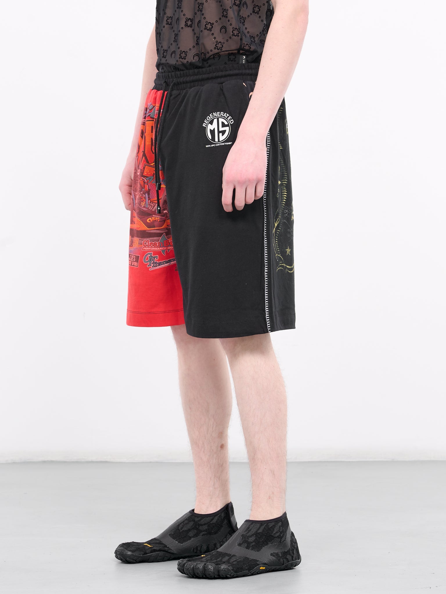 Regenerated Graphic Tee Bermudas (MSH007-UJER0003-RED)