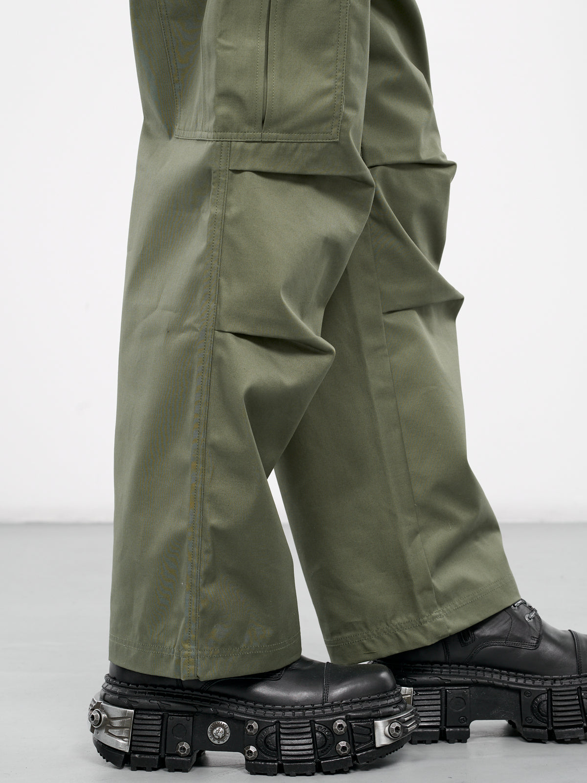Cargo Pants (MTR21-VINCE-MILITARY-GREEN)