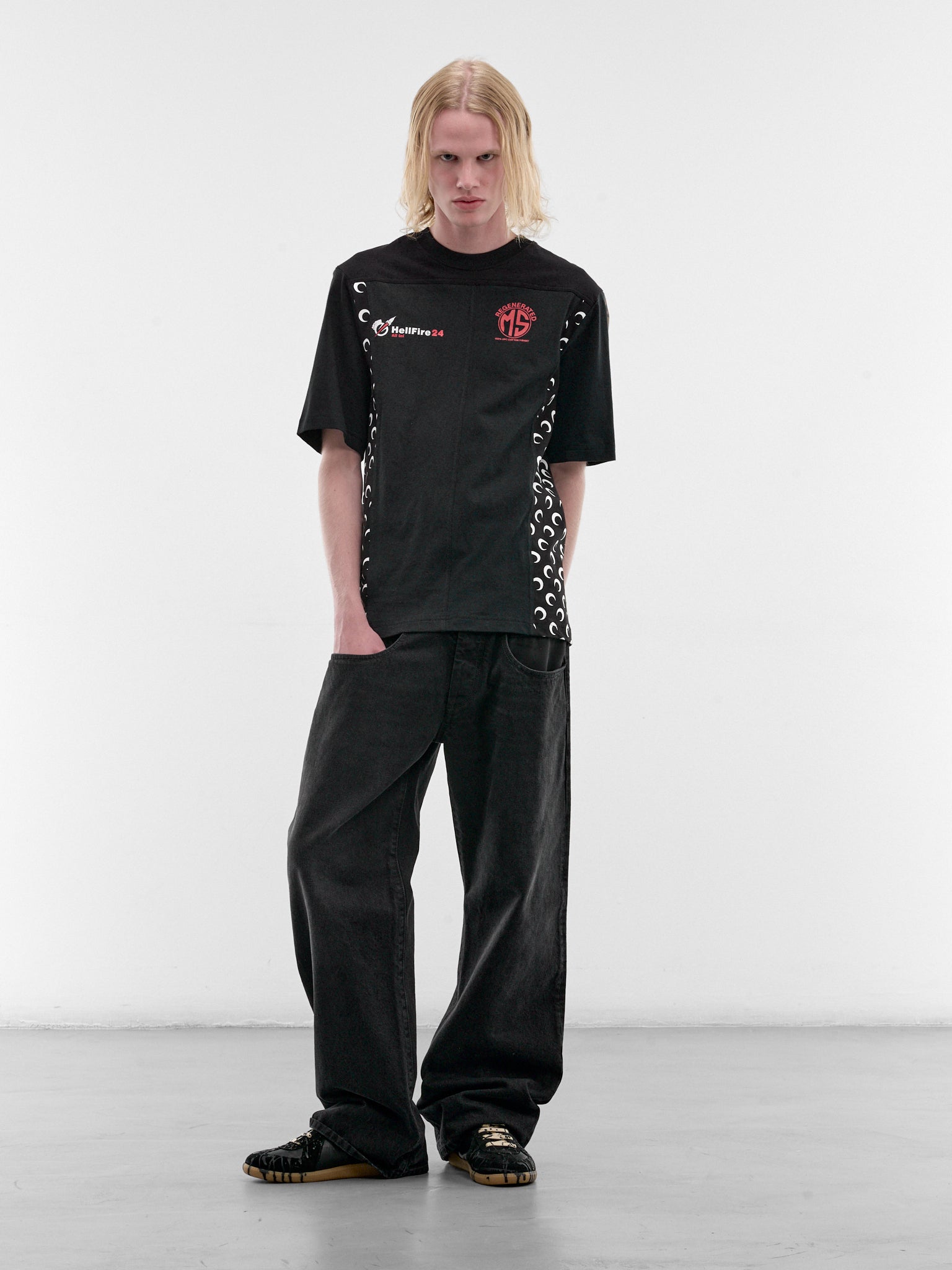 Black Upcycled Graphic Tee (MTT102AUJER0003-BK99-BLACK)