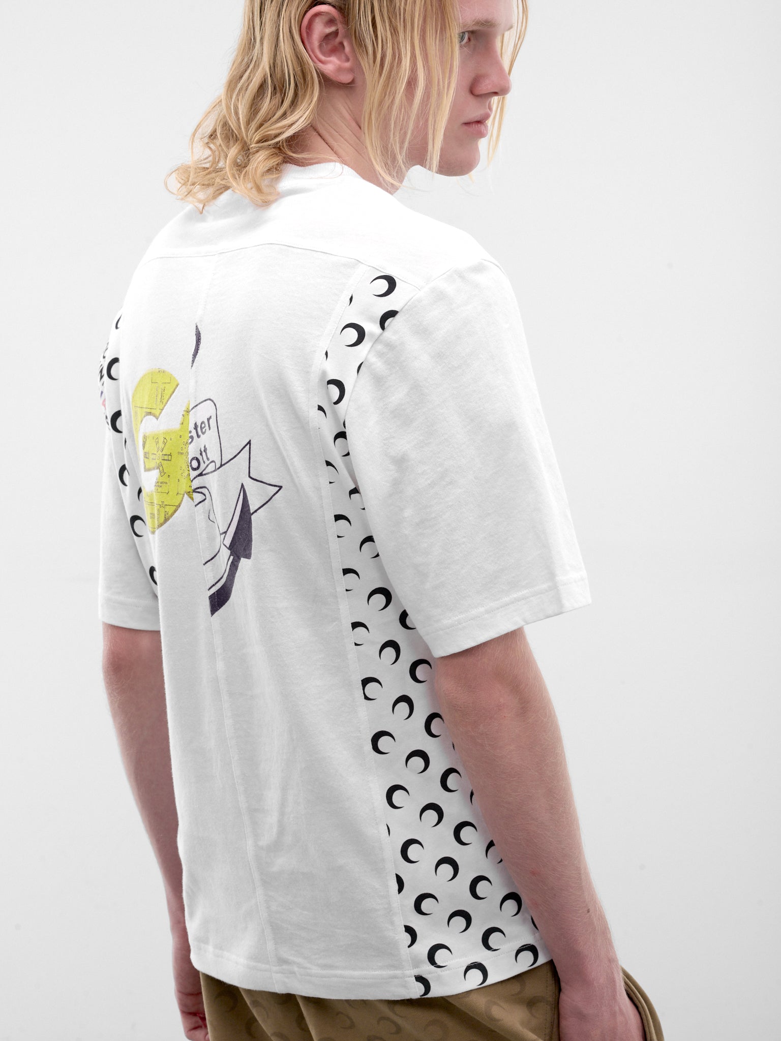 White Upcycled Graphic Tee (MTT102AUJER0003-WH10-WHITE)