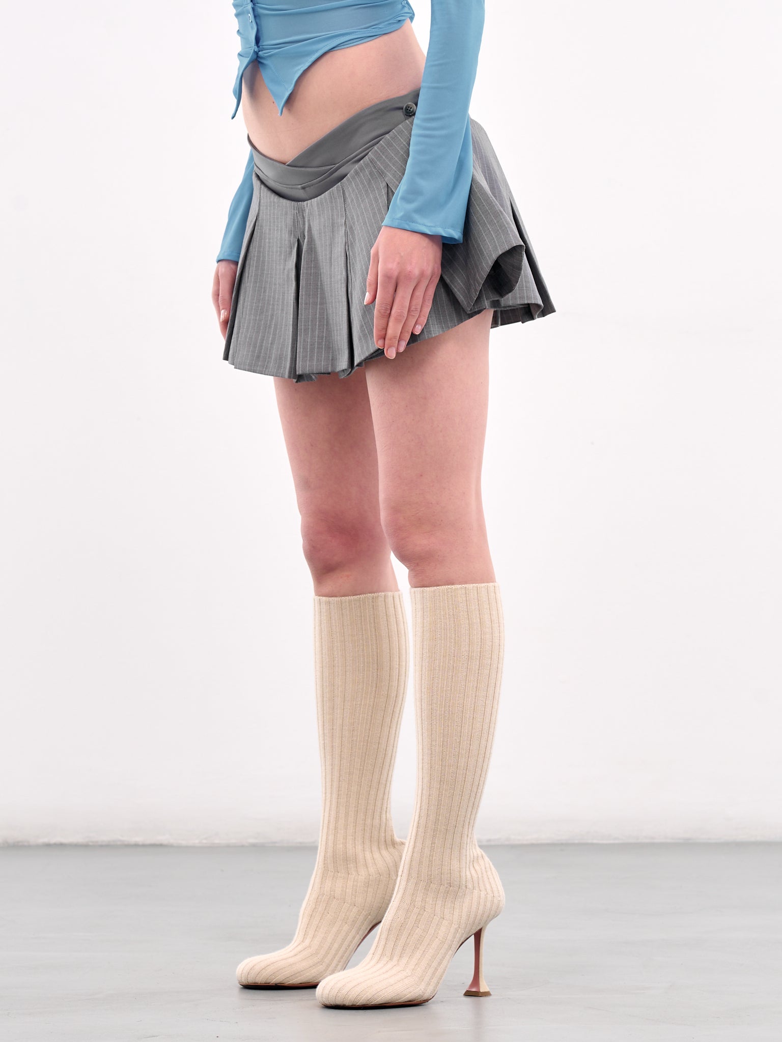 Pinstripe Pleated Mini Skirt (N0117-LIGHT-GREY)
