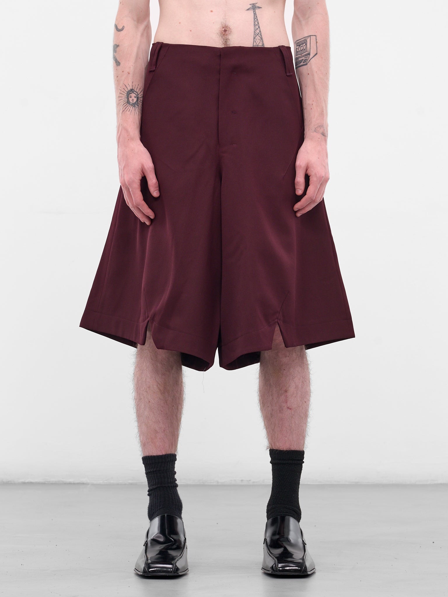Burgundy Wool Baggy Shorts (N3-AW25-N3-SH-00-RB-RUST-BURGU)
